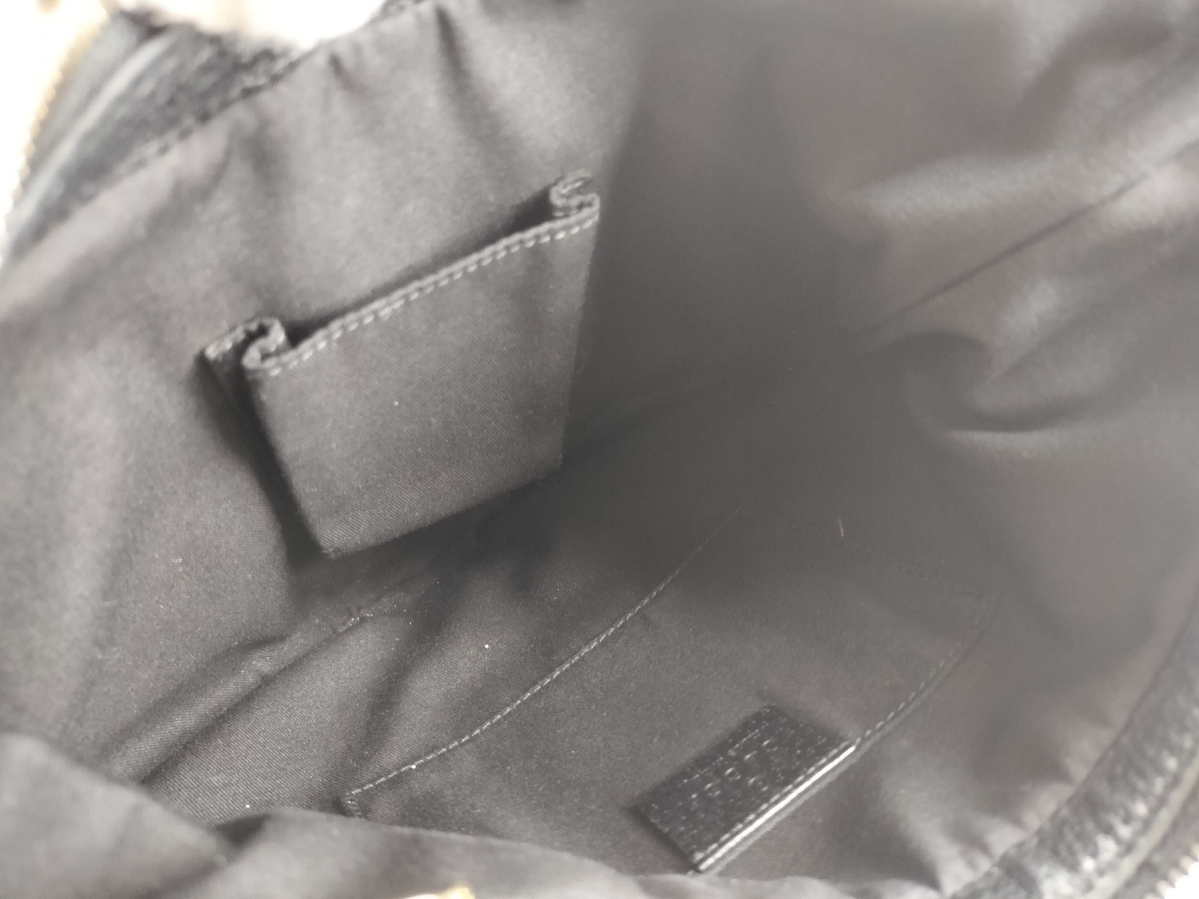 GG Canvas / Handbag / Canvas Handbag — view 10