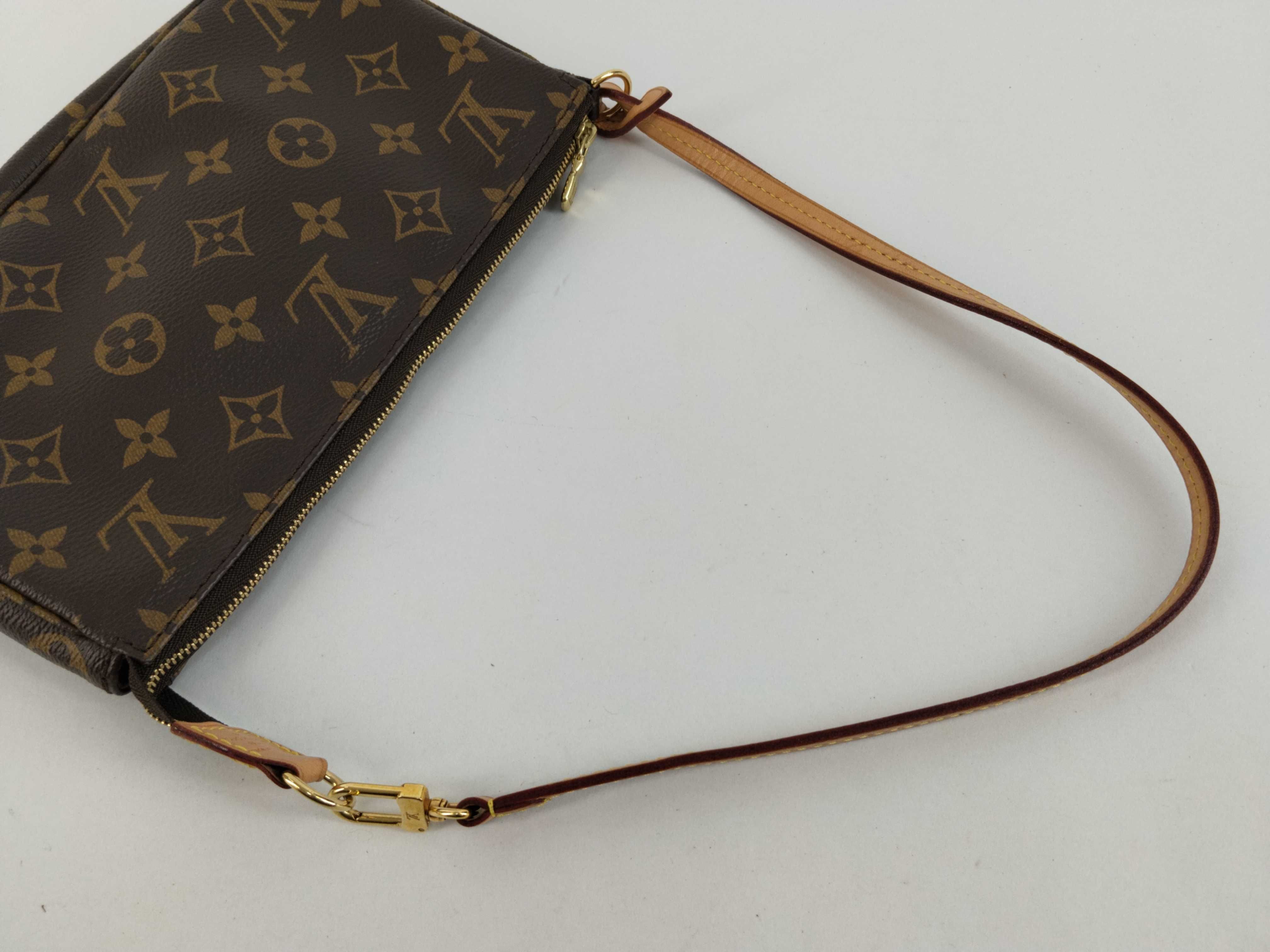 Monogram Louis Vuitton Monogram Pochette Accessoires New Model Accessory Pouch M40712 Pouch — view 3