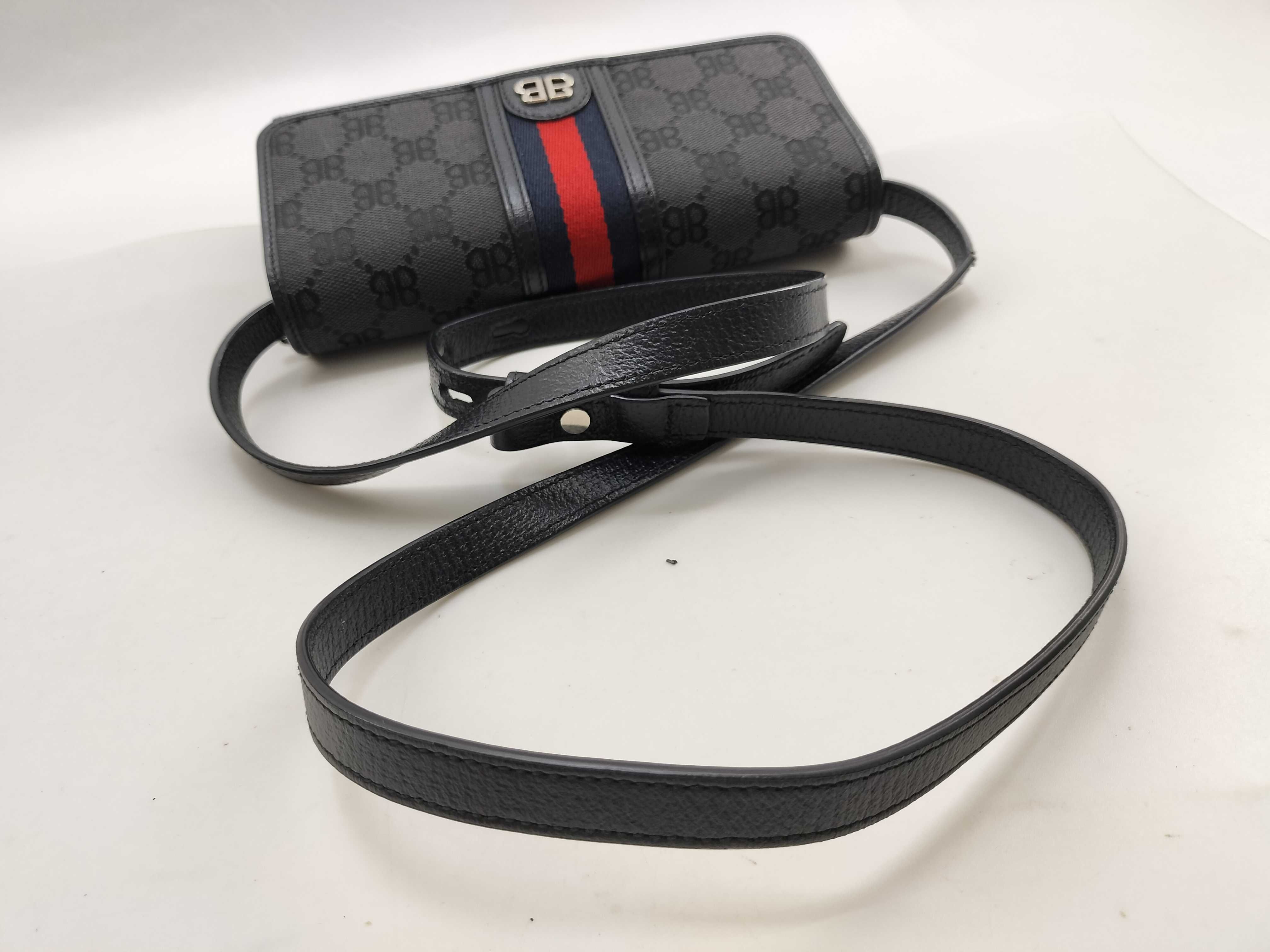 x Gucci The Hacker Project Canvas x Leather Shoulder Bag Black 680131 Bag — view 6