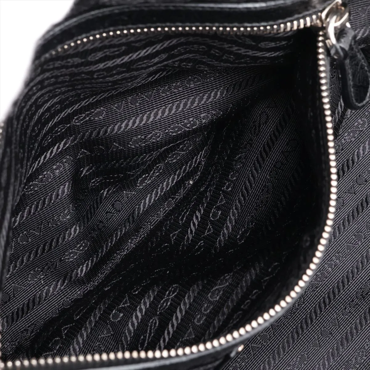 BL0434 Leather 2-Way Handbag, Black, Padlock cannot be opened. — view 9