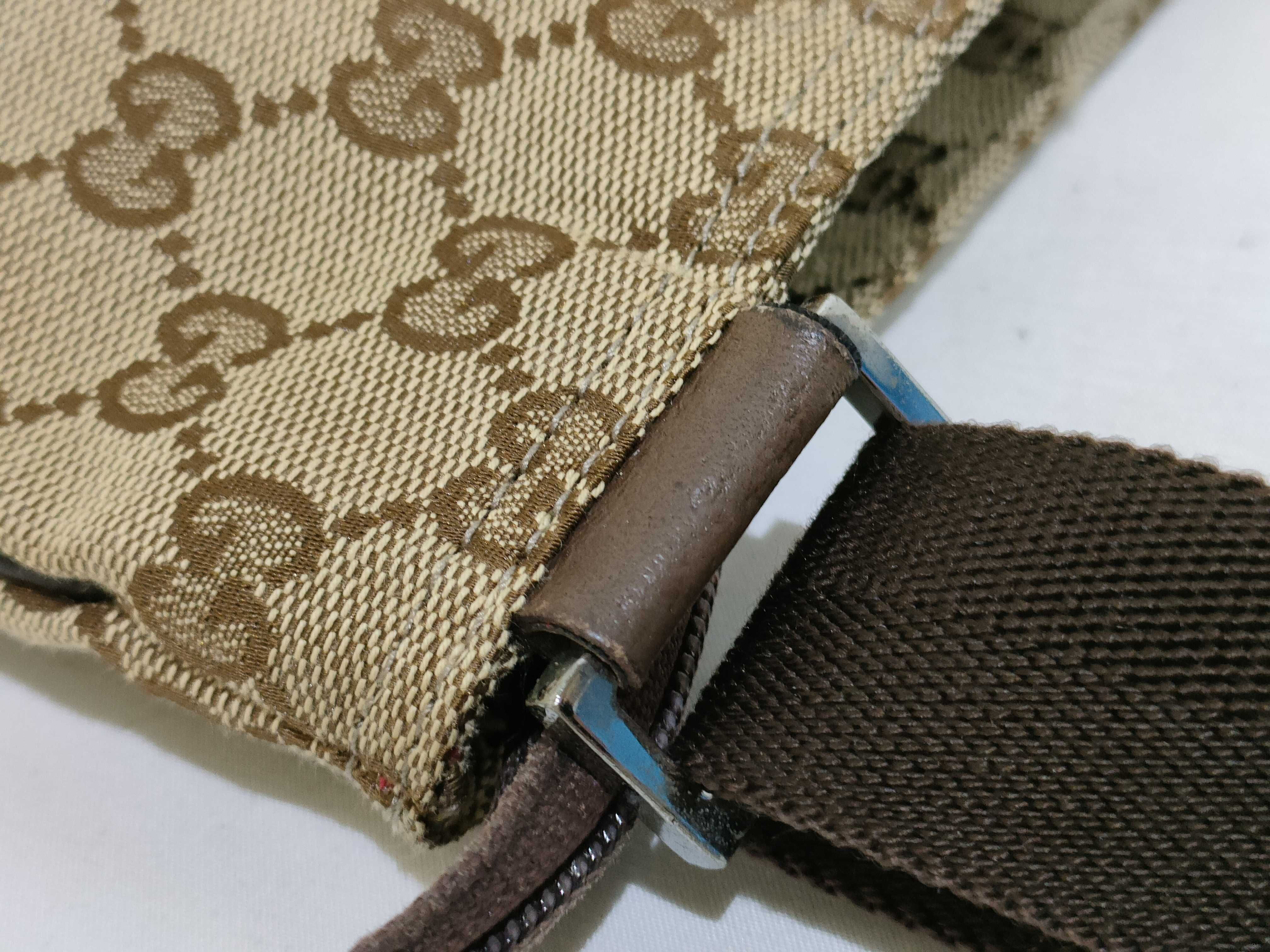 GG Canvas Shoulder Bag — view 5