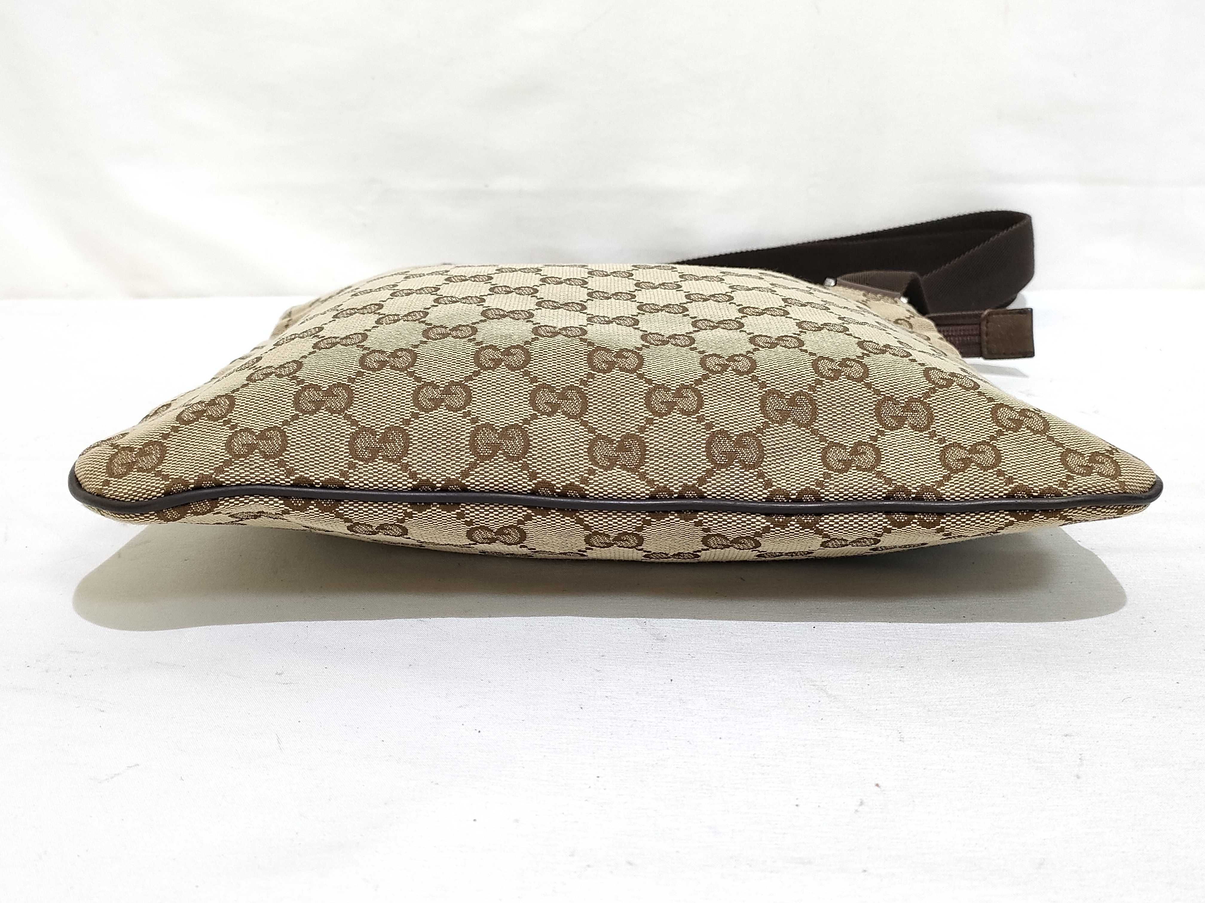 GG Canvas Shoulder Bag — view 7