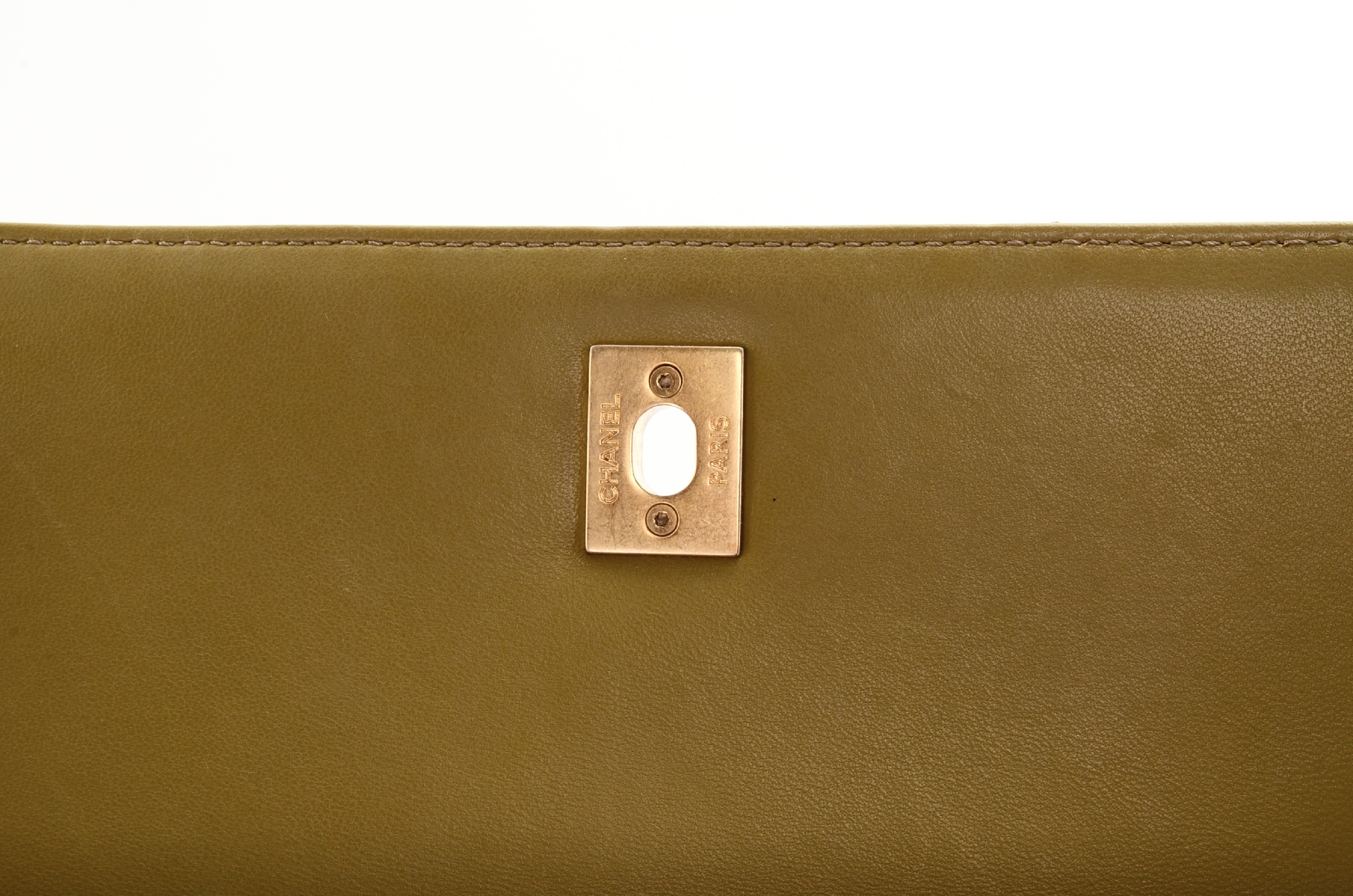 Matelassé Top Handle 2-Way Handbag Chain Shoulder Bag — view 11