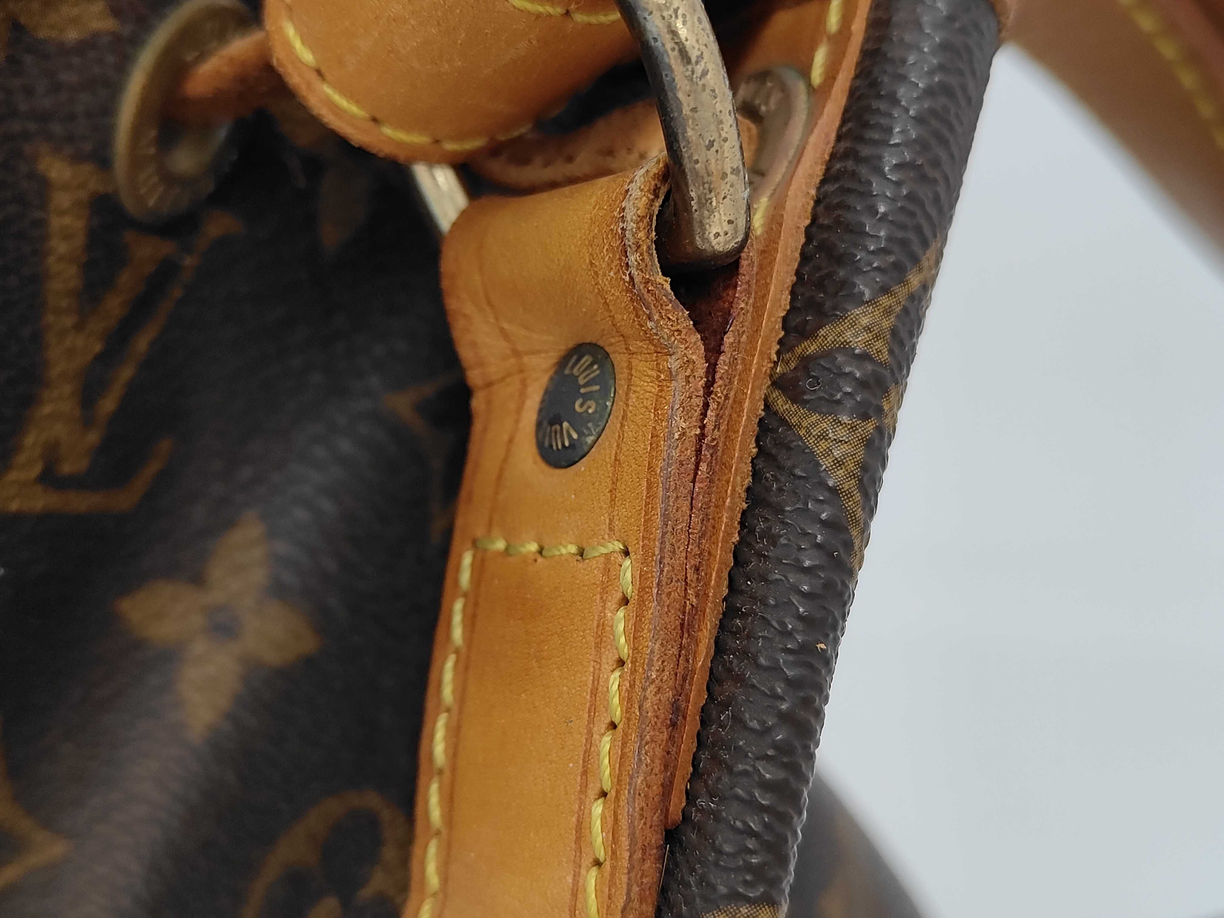 Petit Noé Shoulder Bag — view 3