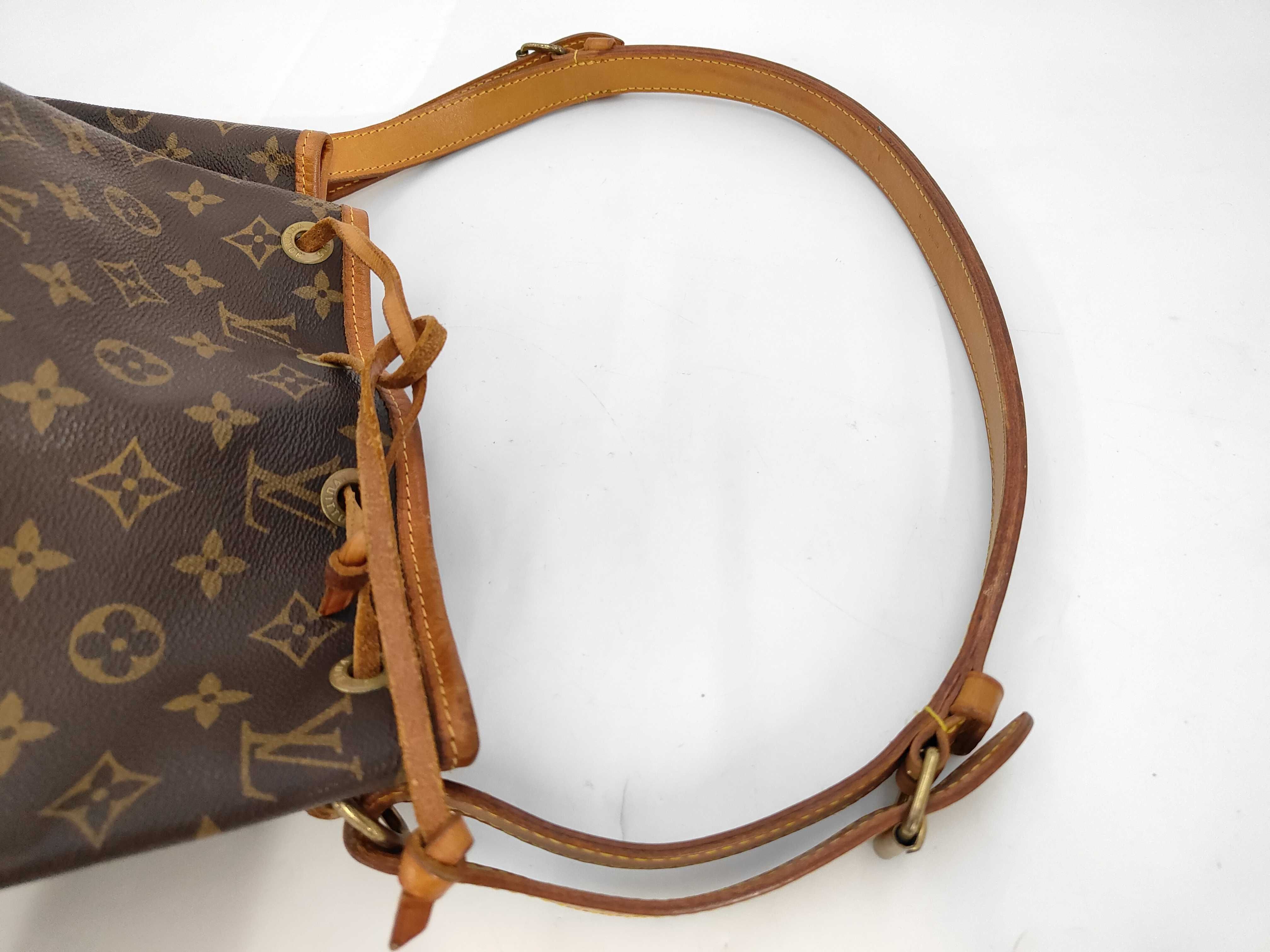 Petit Noé Shoulder Bag — view 6