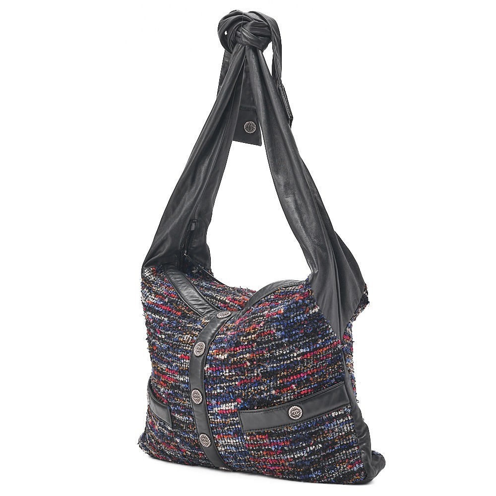 Muskin x Tweed Girl Chanel Shoulder Bag, Silver Hardware, Serial Number 21 — view 4