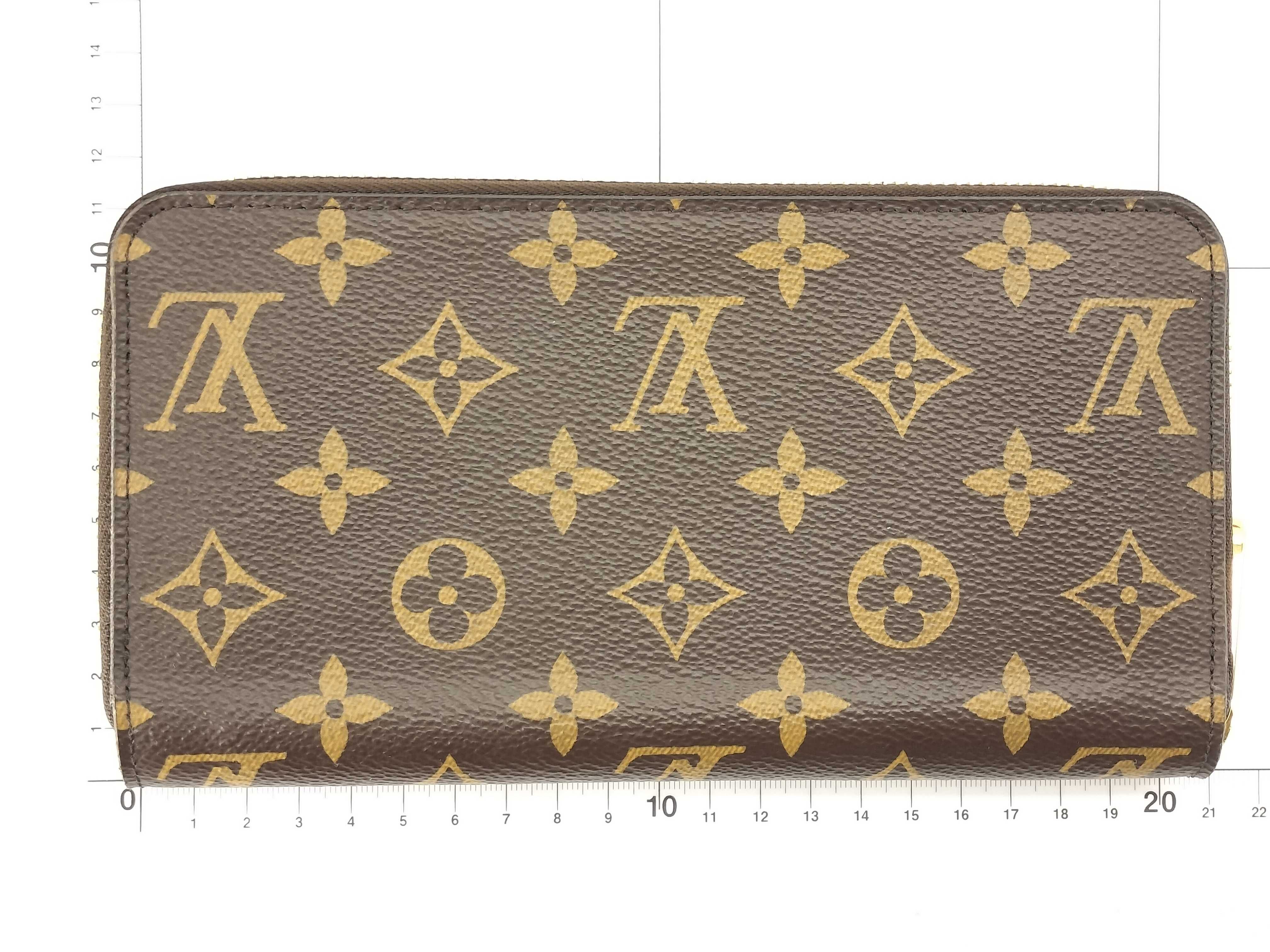 Monogram Louis Vuitton Zippy Wallet Long Wallet Monogram Wallet — view 2