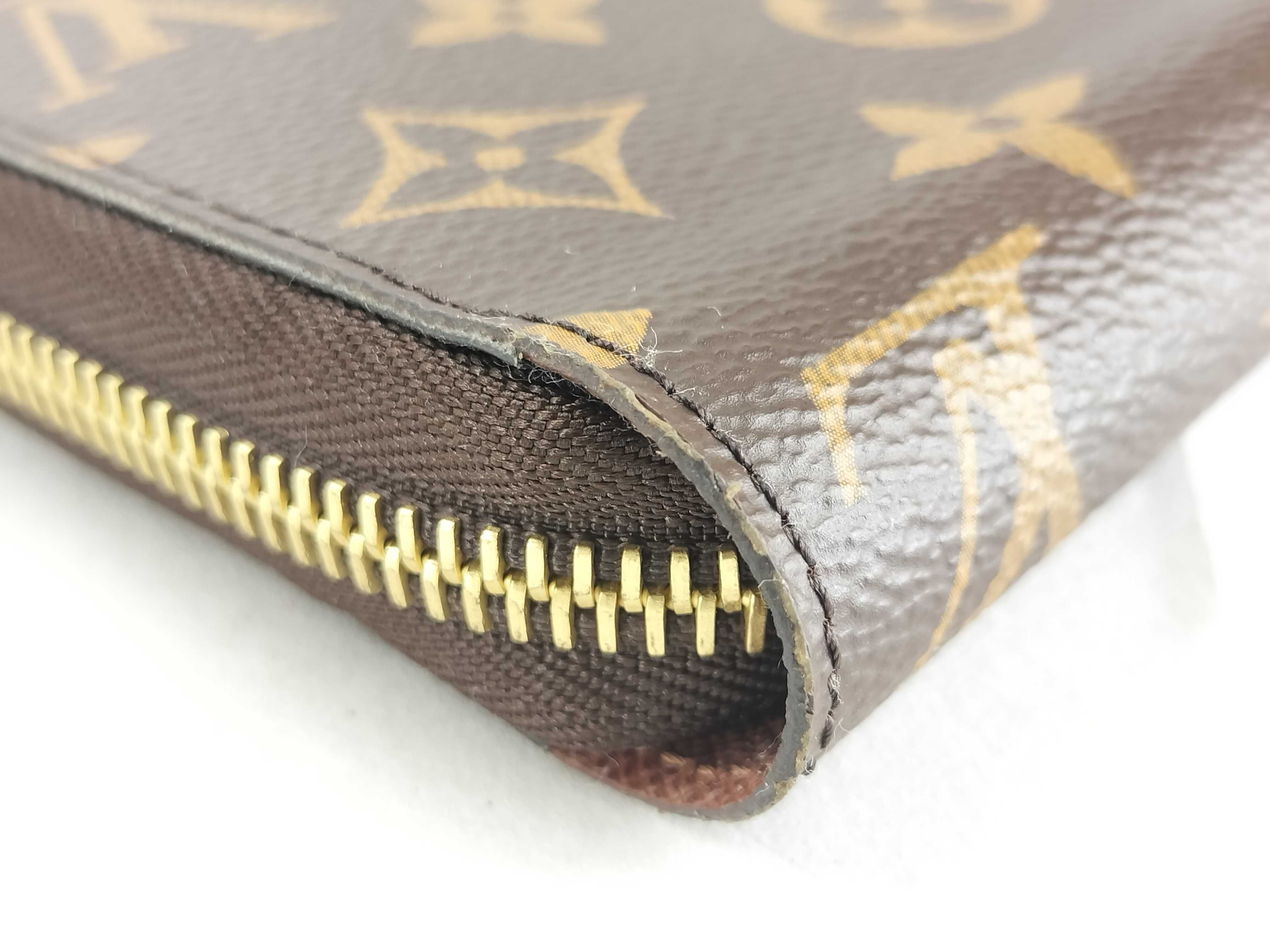 Monogram Louis Vuitton Zippy Wallet Long Wallet Monogram Wallet — view 3