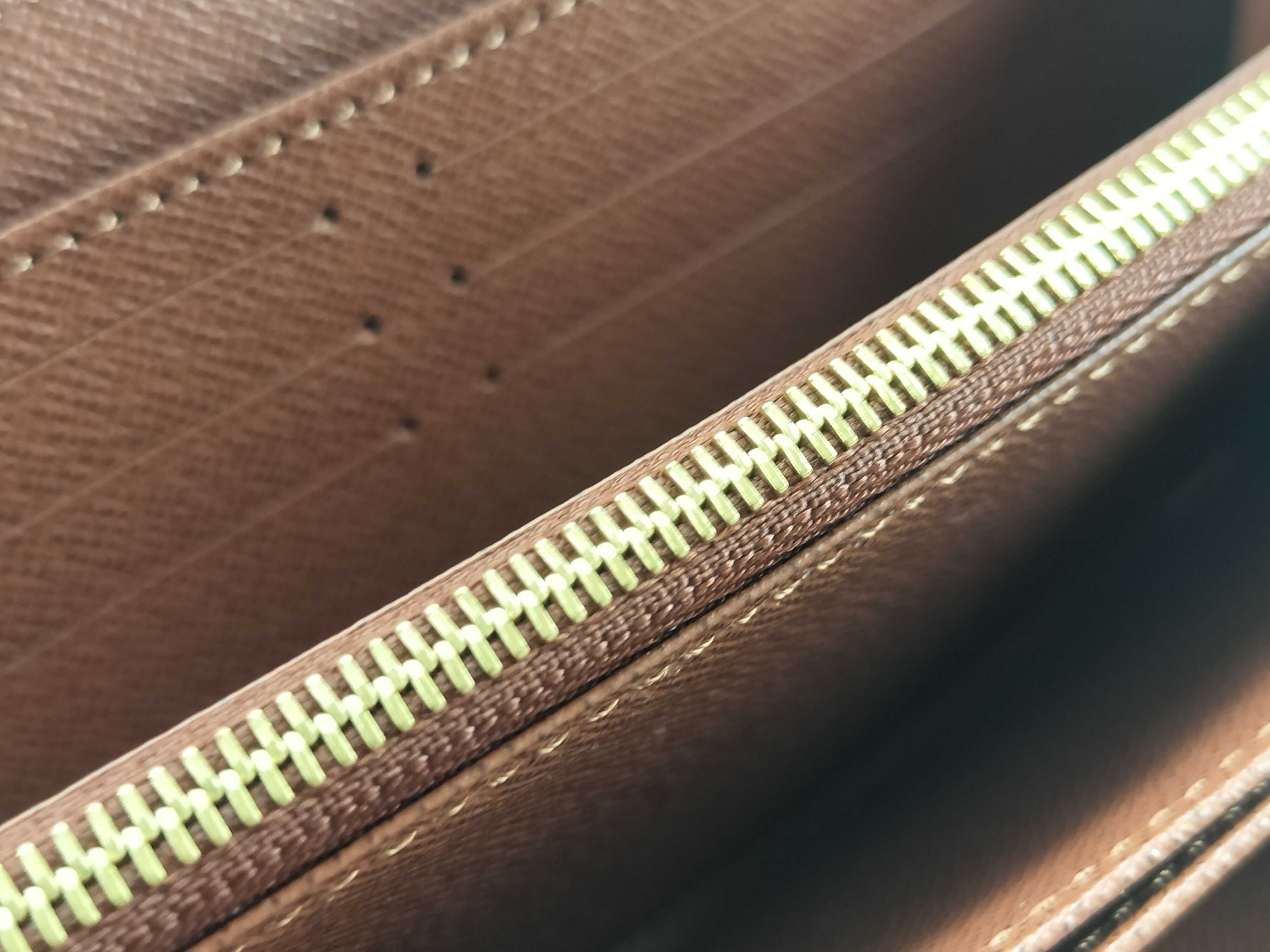 Monogram Louis Vuitton Zippy Wallet Long Wallet Monogram Wallet — view 9