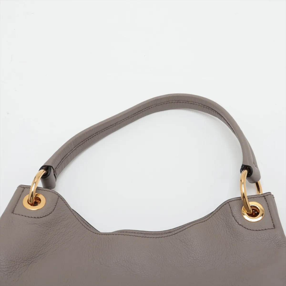 Vitello Daino Leather Shoulder Bag, Beige — view 6