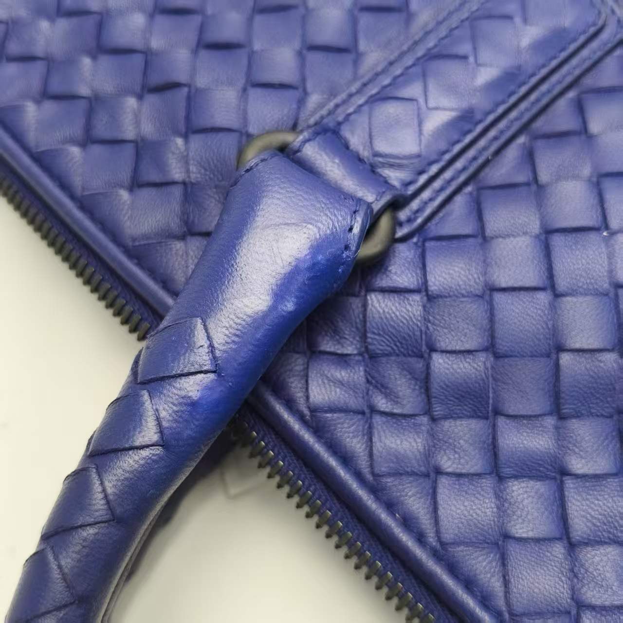 【*Shipped from: China*】BOTTEGA VENETA Lambskin Handbag — view 15