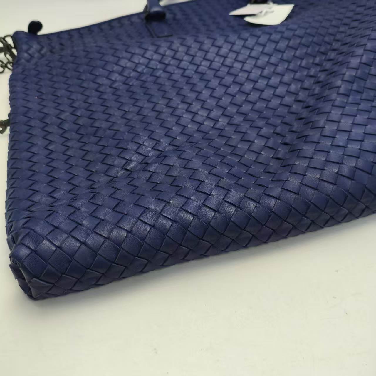 【*Shipped from: China*】BOTTEGA VENETA Lambskin Handbag — view 5