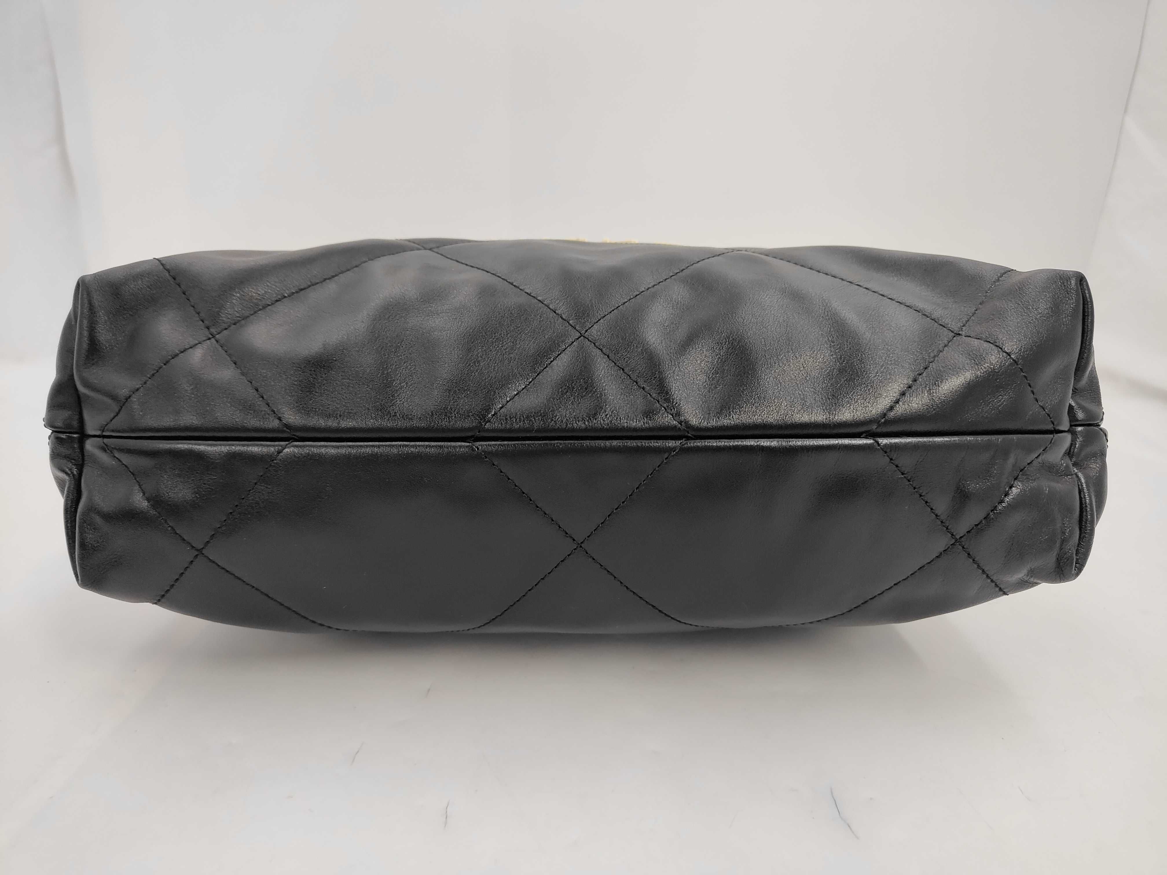 22 Line Shoulder Bag — view 6