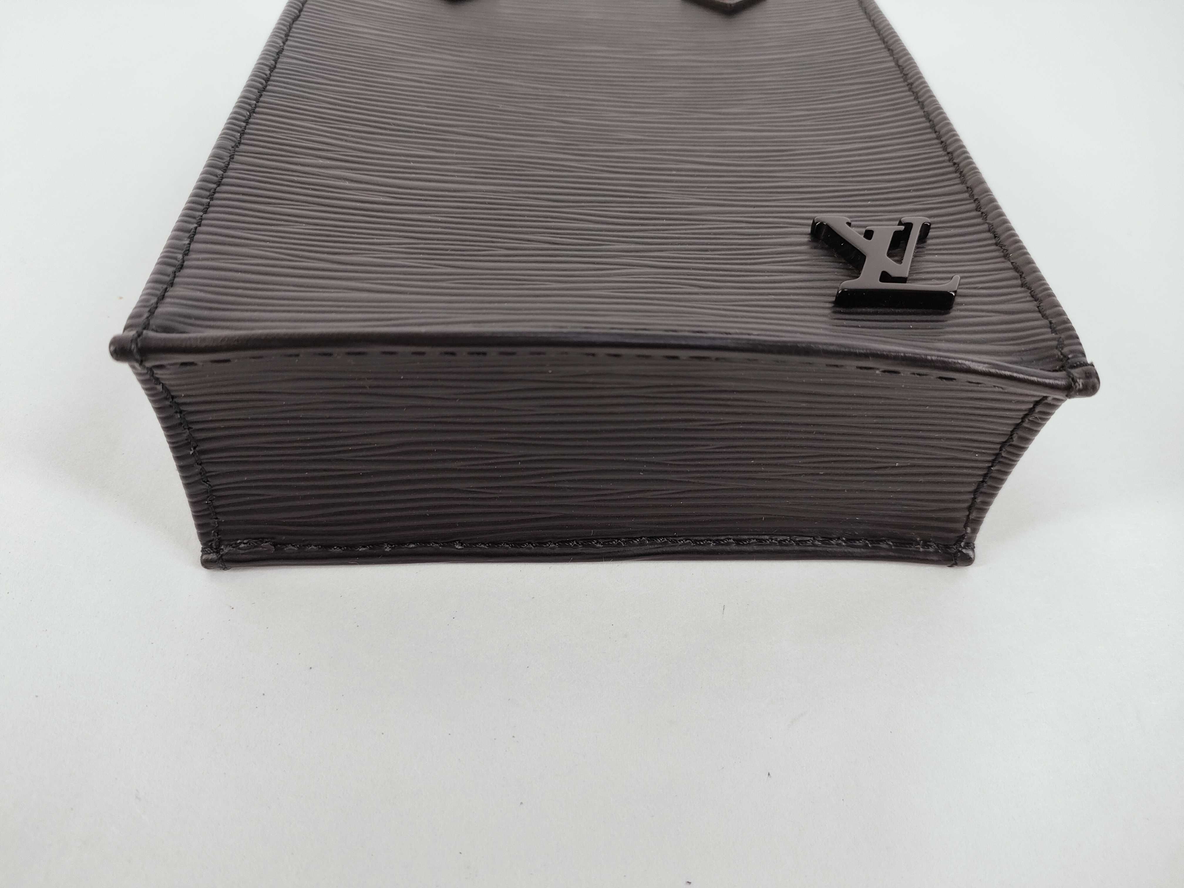 Epi Louis Vuitton Tote Bag Handbag — view 7