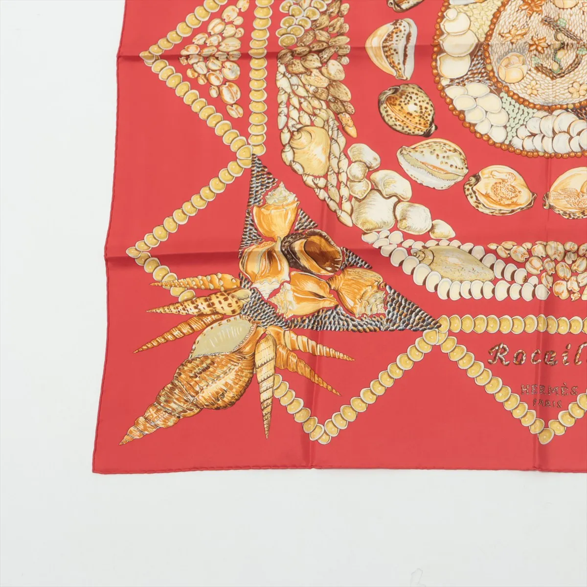Carre 90 Rocaille Seashell Scarf Silk Red — view 5