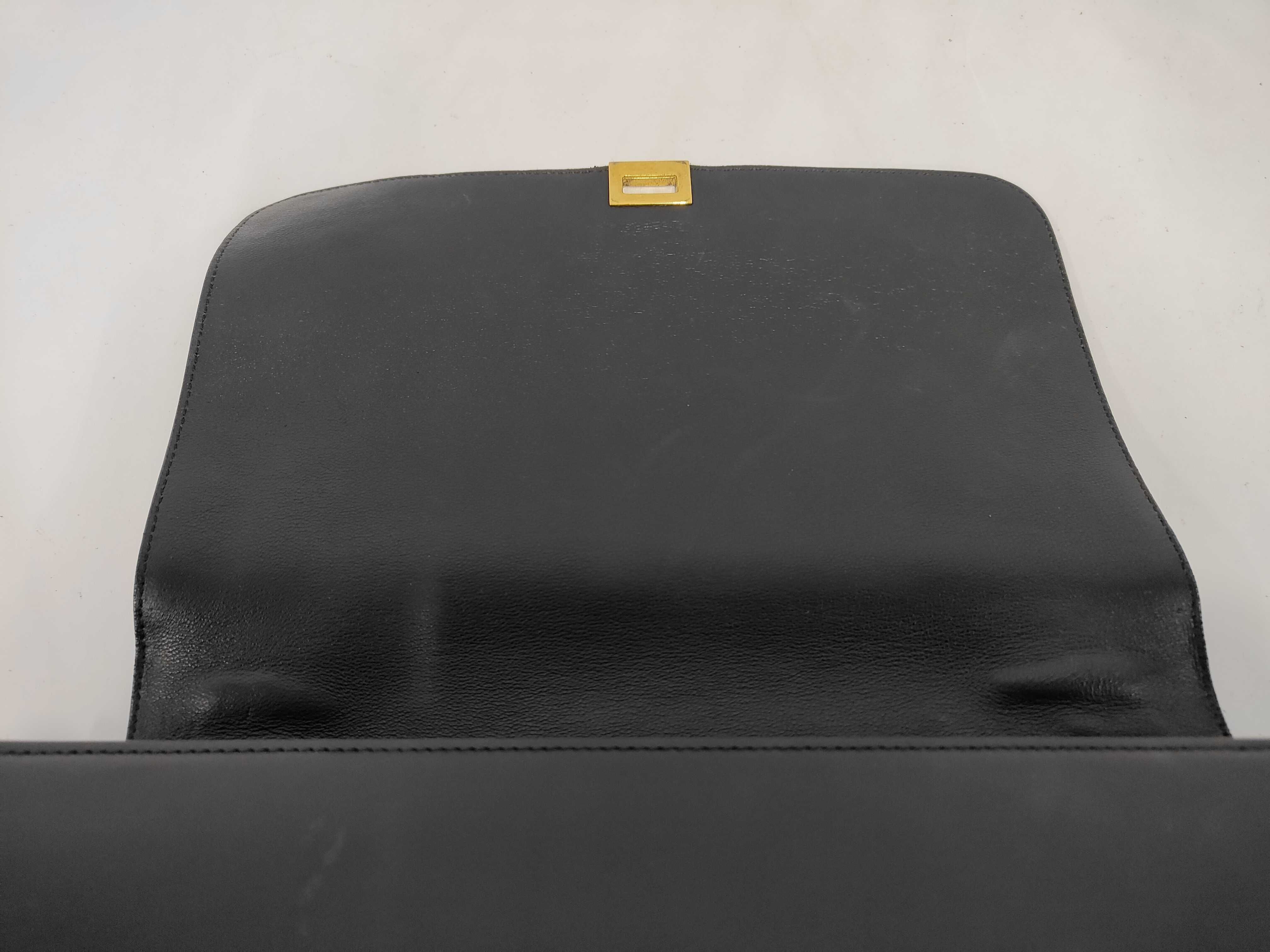 Trapeze Handbag with Strap — view 10