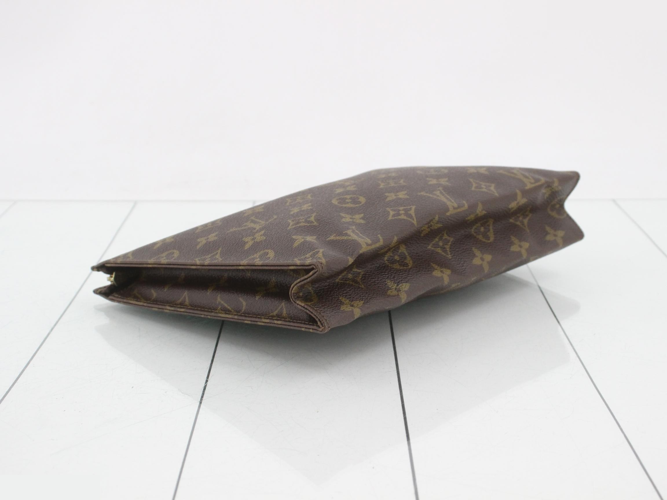 Monogram Pochette Toilette 26 Clutch Bag — view 5
