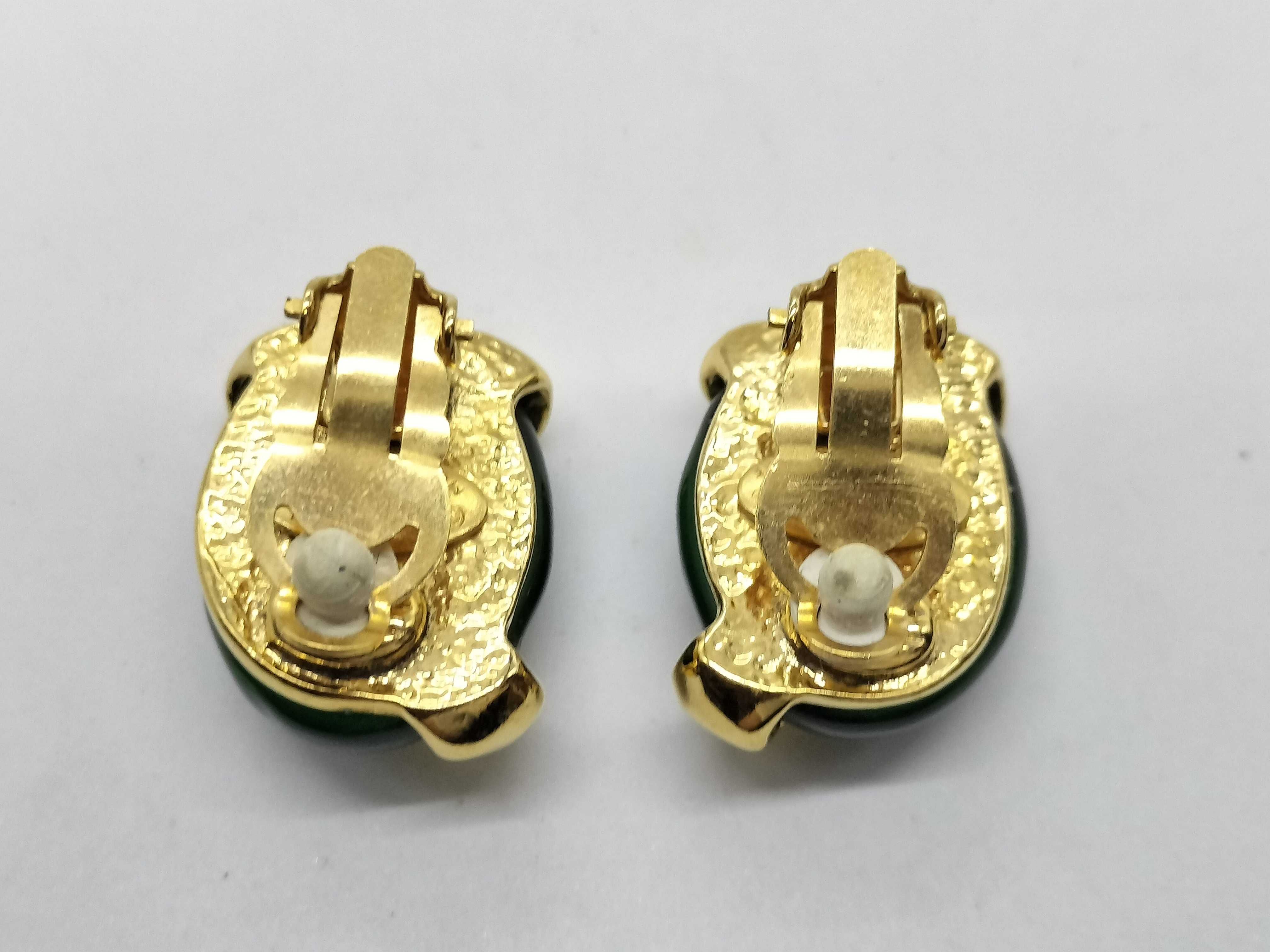 Gripoix Earrings 94P Green Earrings — view 2
