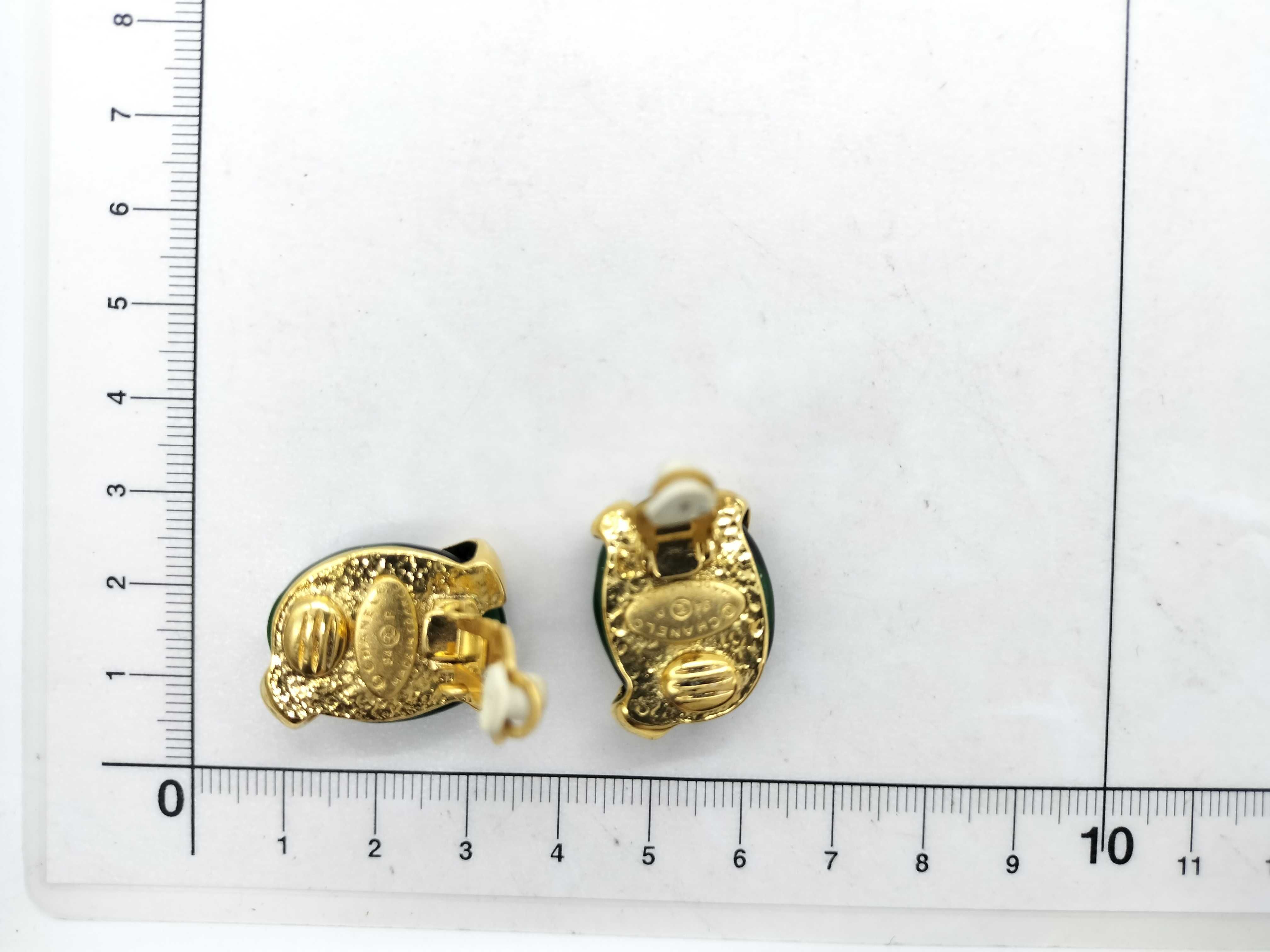 Gripoix Earrings 94P Green Earrings — view 6