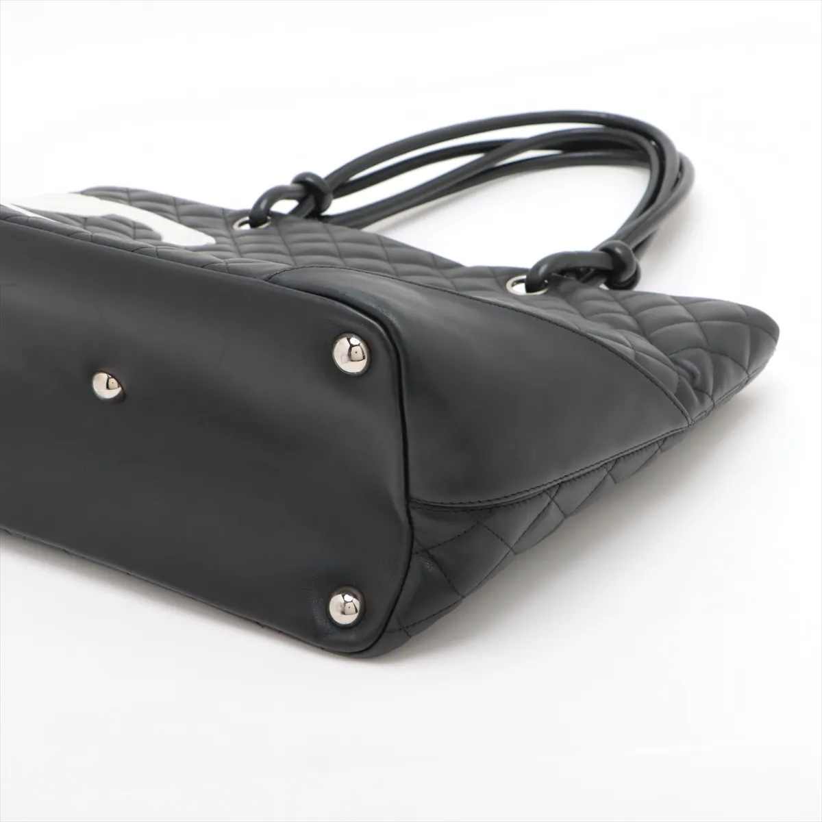 Cambon Line Lambskin Tote Bag Black x White Silver Hardware 9748772 No. 9 — view 3