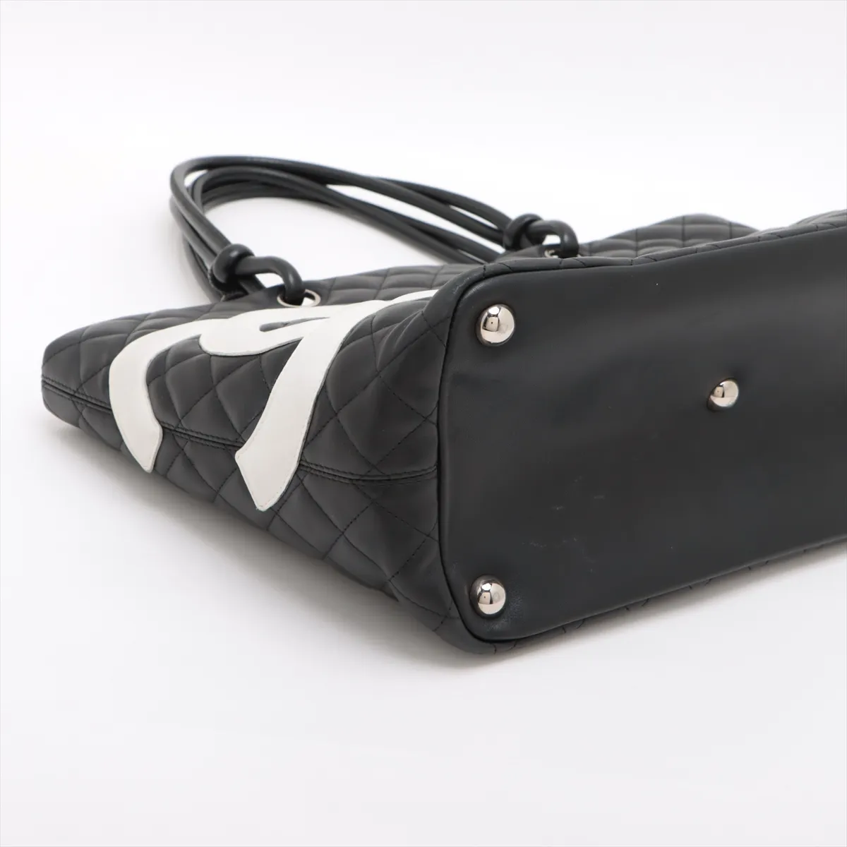 Cambon Line Lambskin Tote Bag Black x White Silver Hardware 9748772 No. 9 — view 4