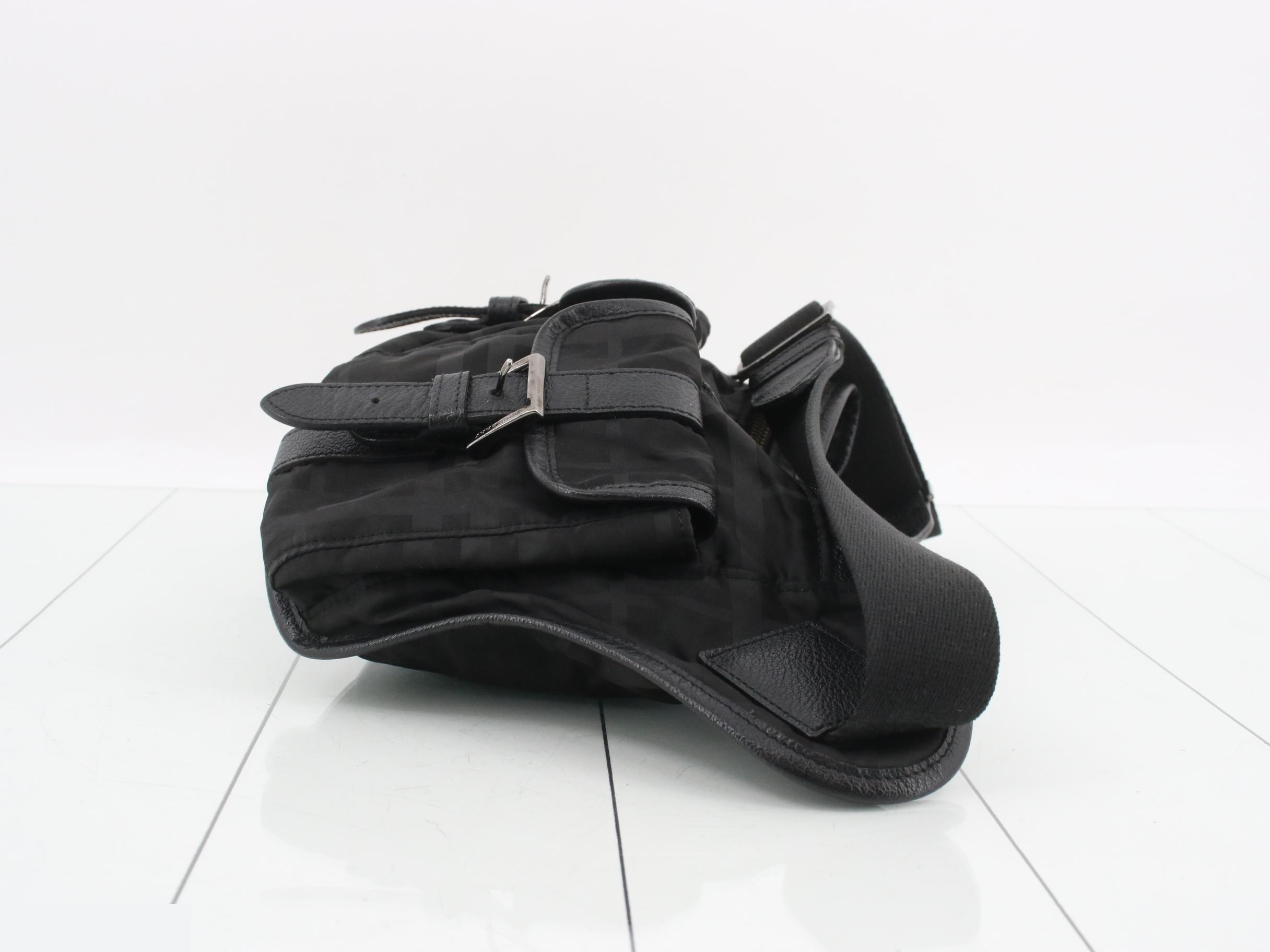 Other lines: Bags and waist bags — view 3