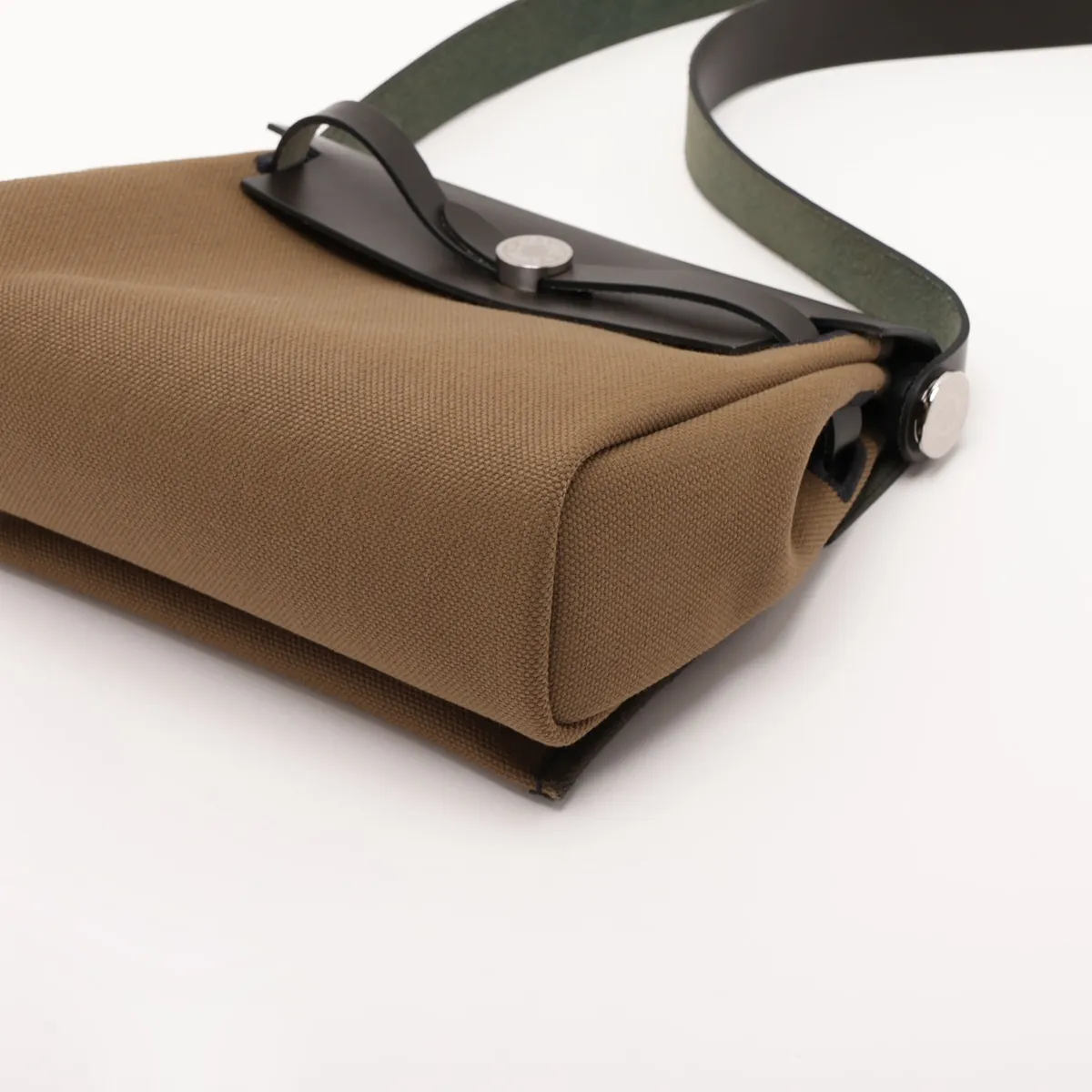 Herbag Zip 20 Mini Toile Military Vert Roden Silver Hardware G: 2026 — view 3