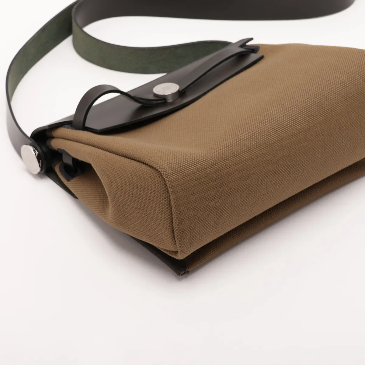 Herbag Zip 20 Mini Toile Military Vert Roden Silver Hardware G: 2026 — view 4