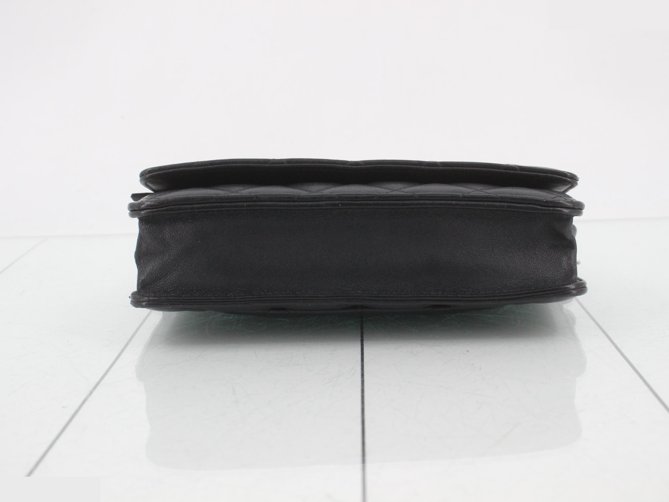 Chain Wallet Matelassé — view 3