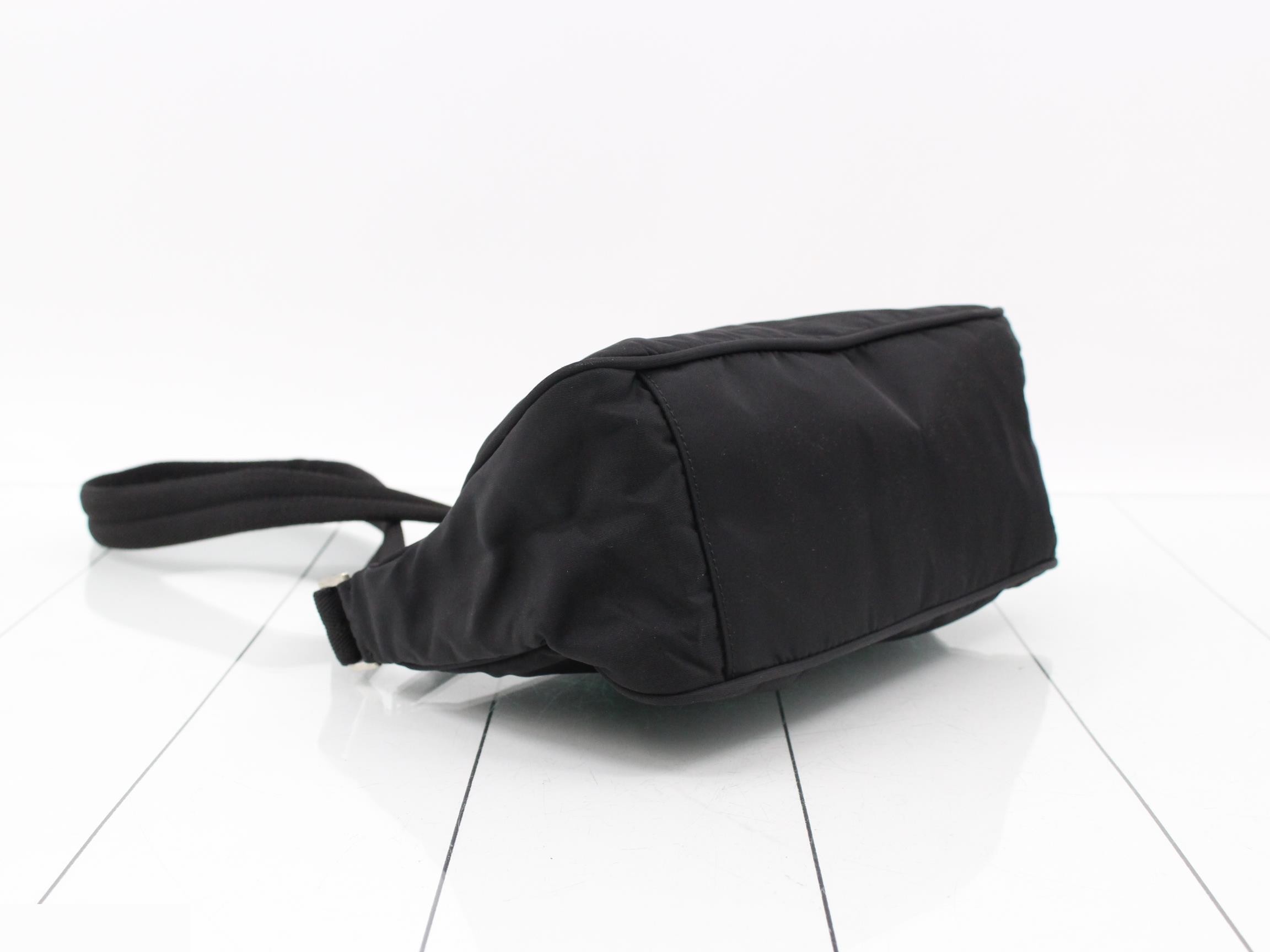 Logo Triangle Plate Shoulder Bag — view 5