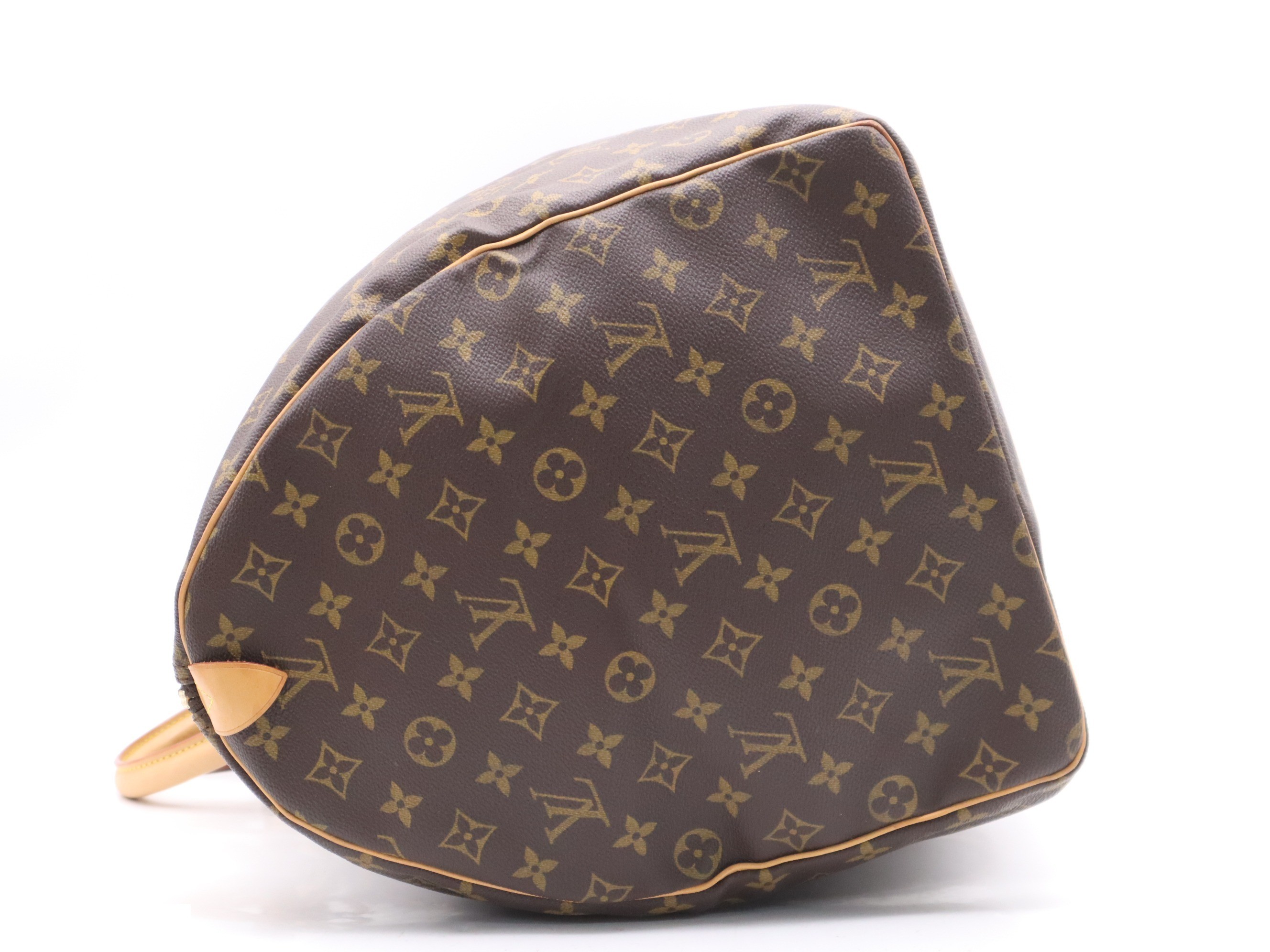Keepall 60 with padlock, name tag, handle strap, and dust bag. — view 3
