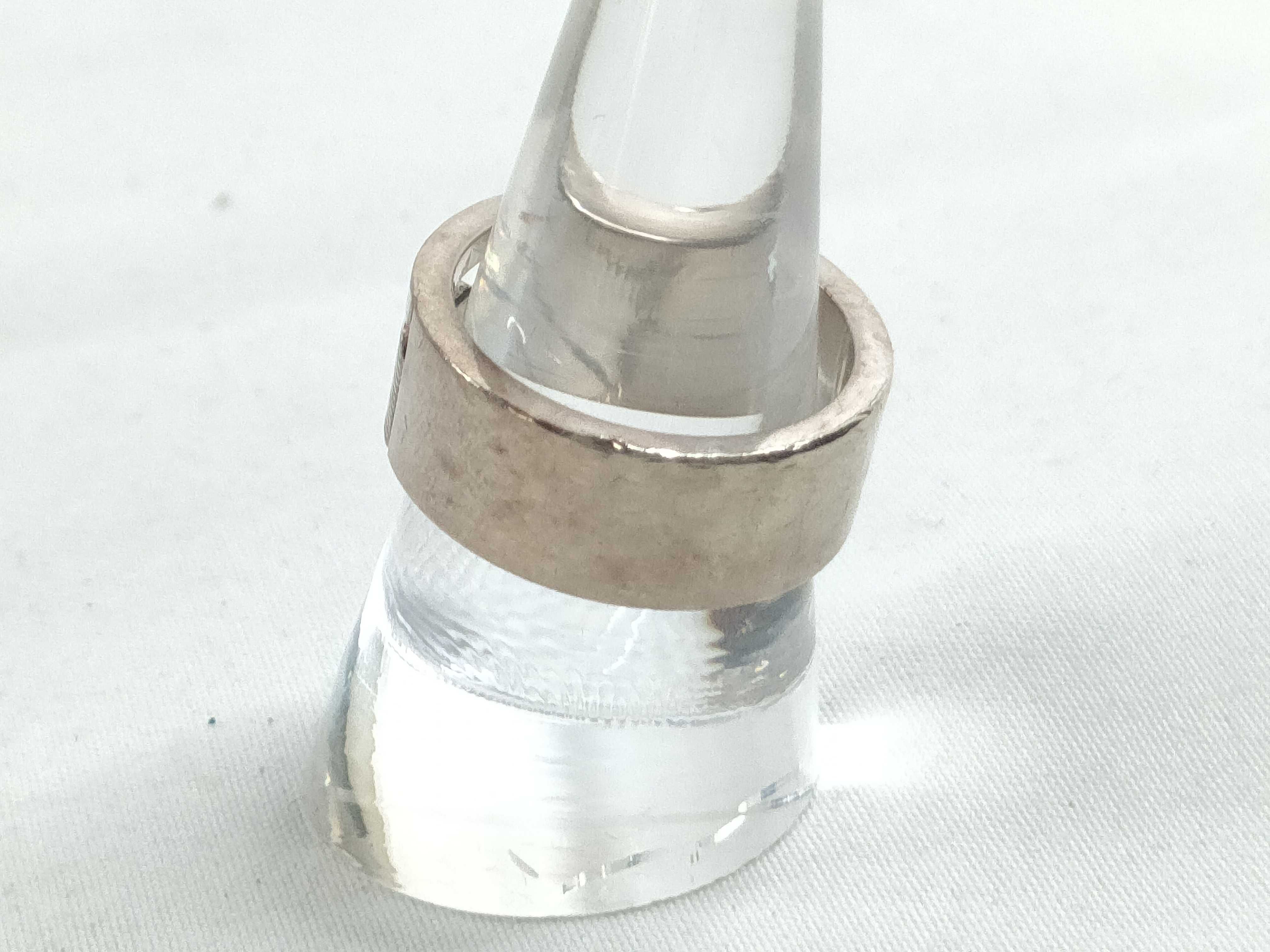 Silver Ring — view 2