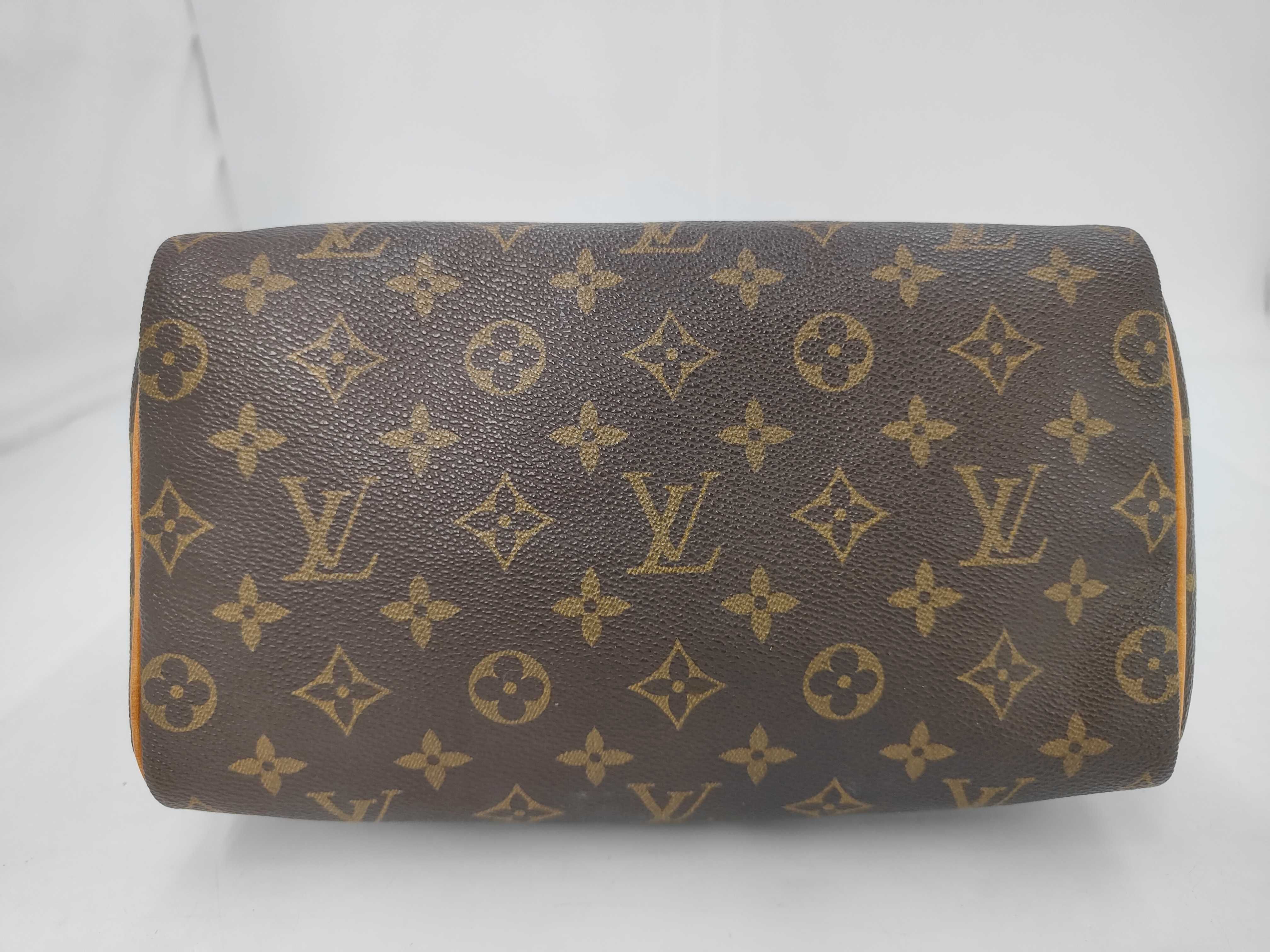 Monogram Louis Vuitton Speedy 25 Monogram M41109 Handbag — view 3