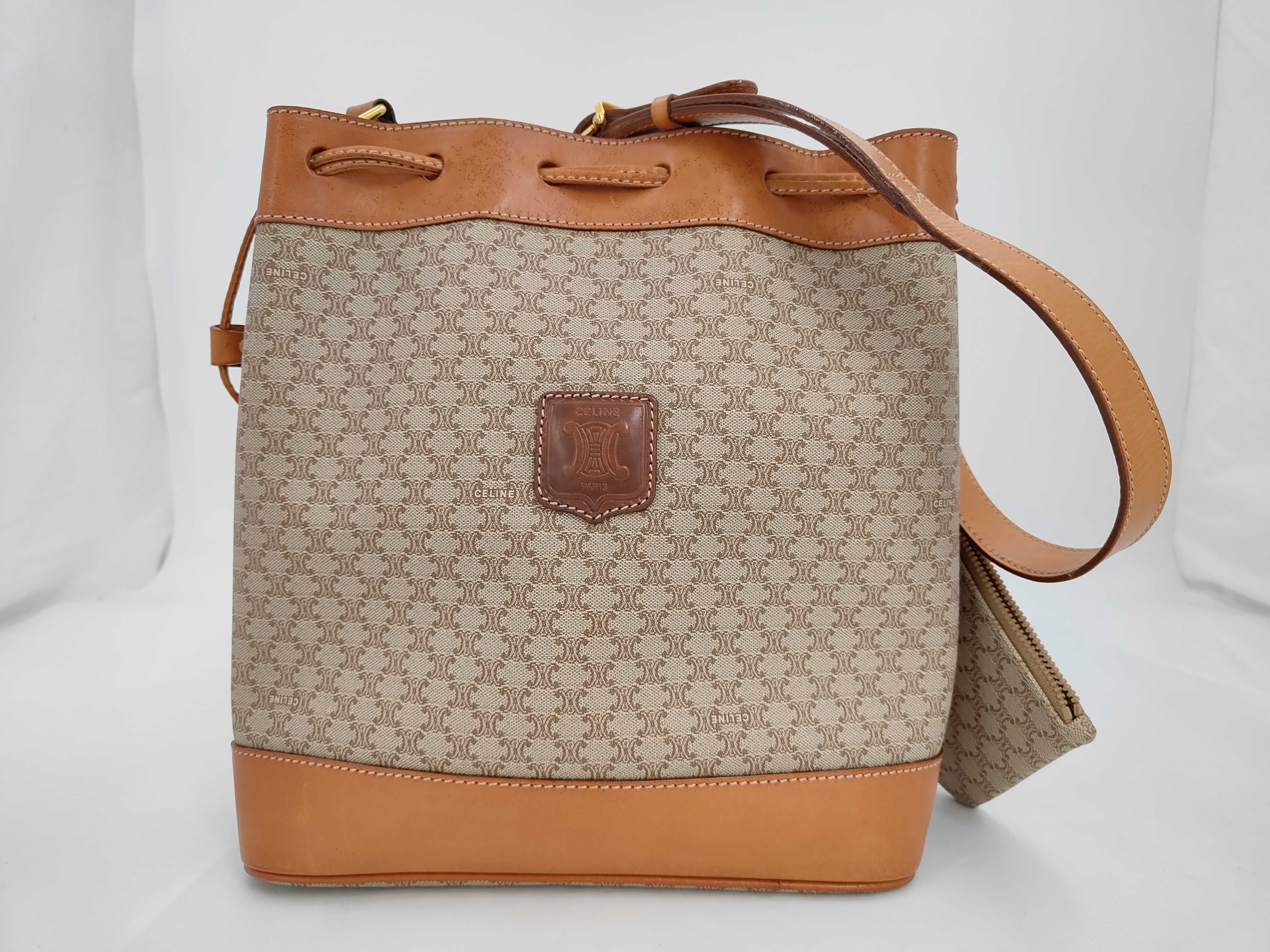 shoulder bag