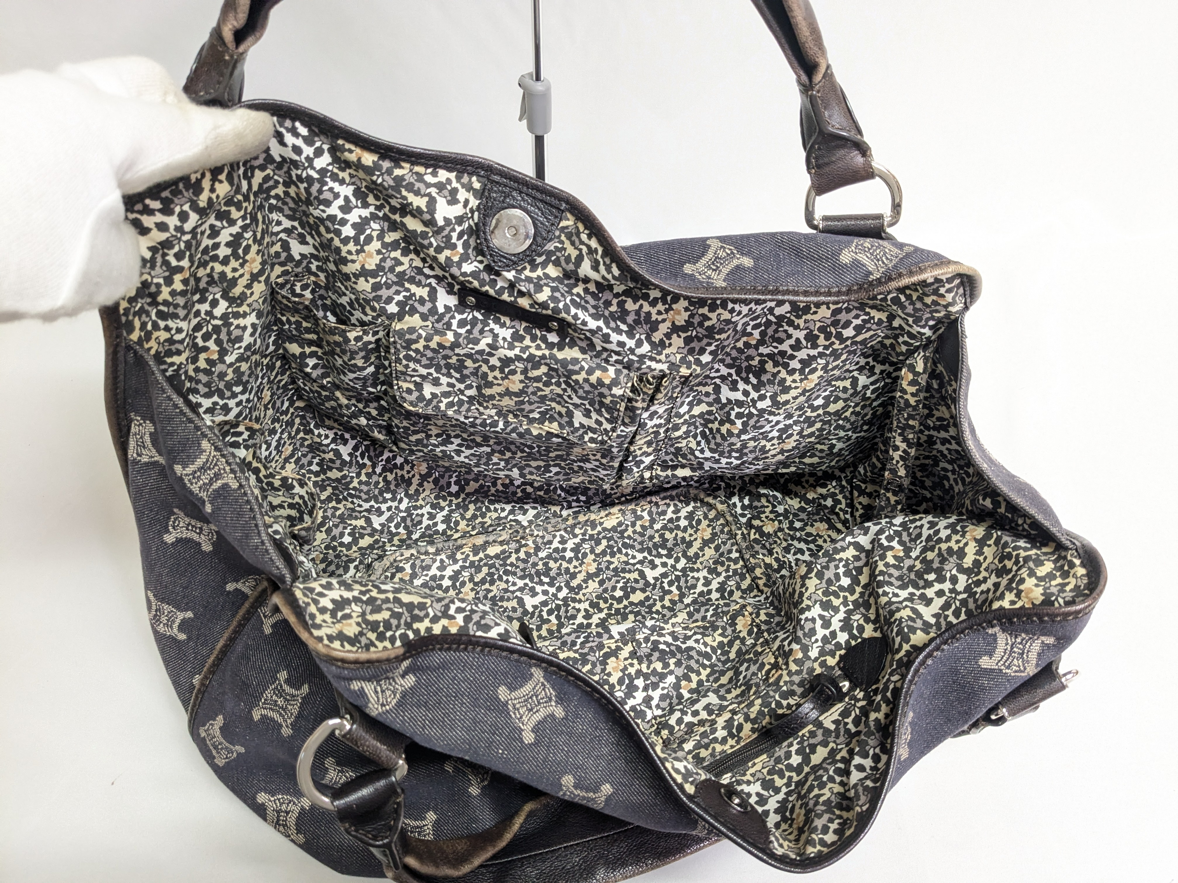 Triomphe Bittersweet Tote Bag — view 7