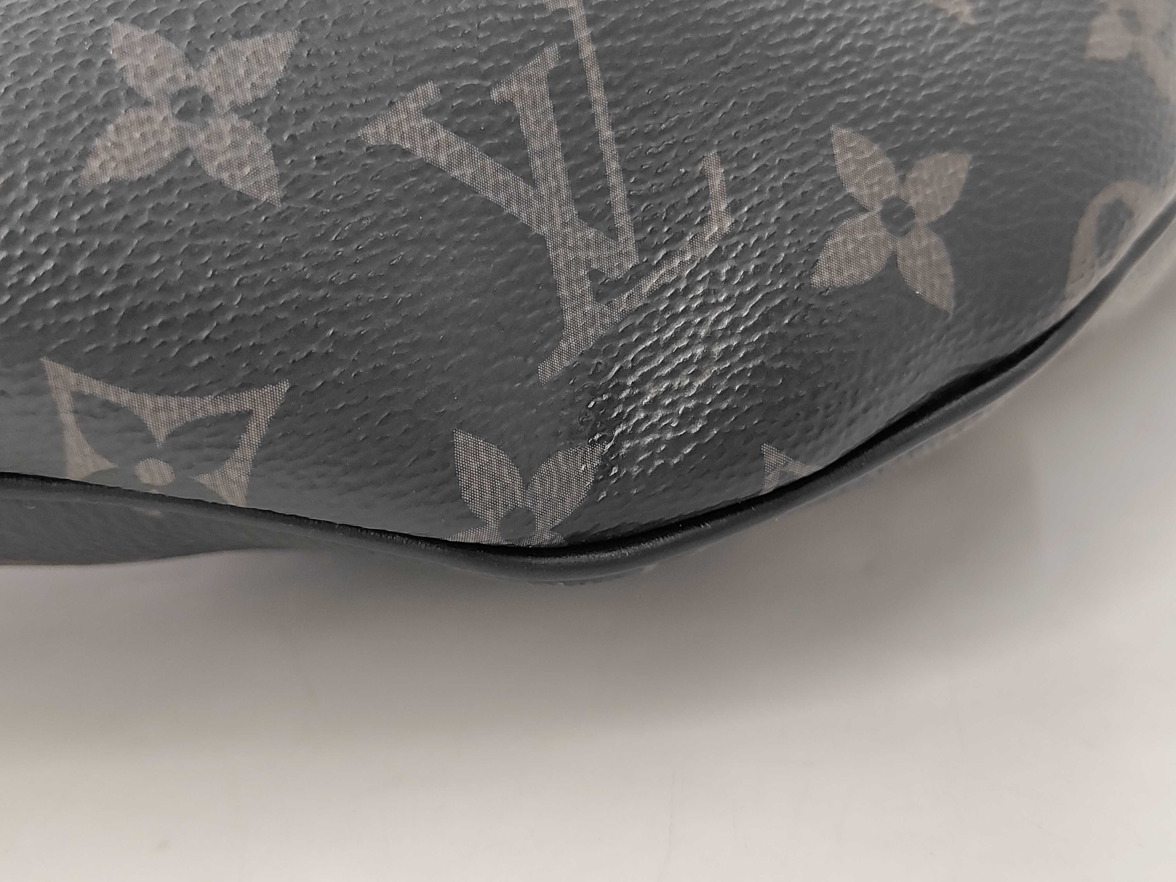 LV M44336 Monogram Eclipse Discovery Bum Bag Waist Bag — view 7