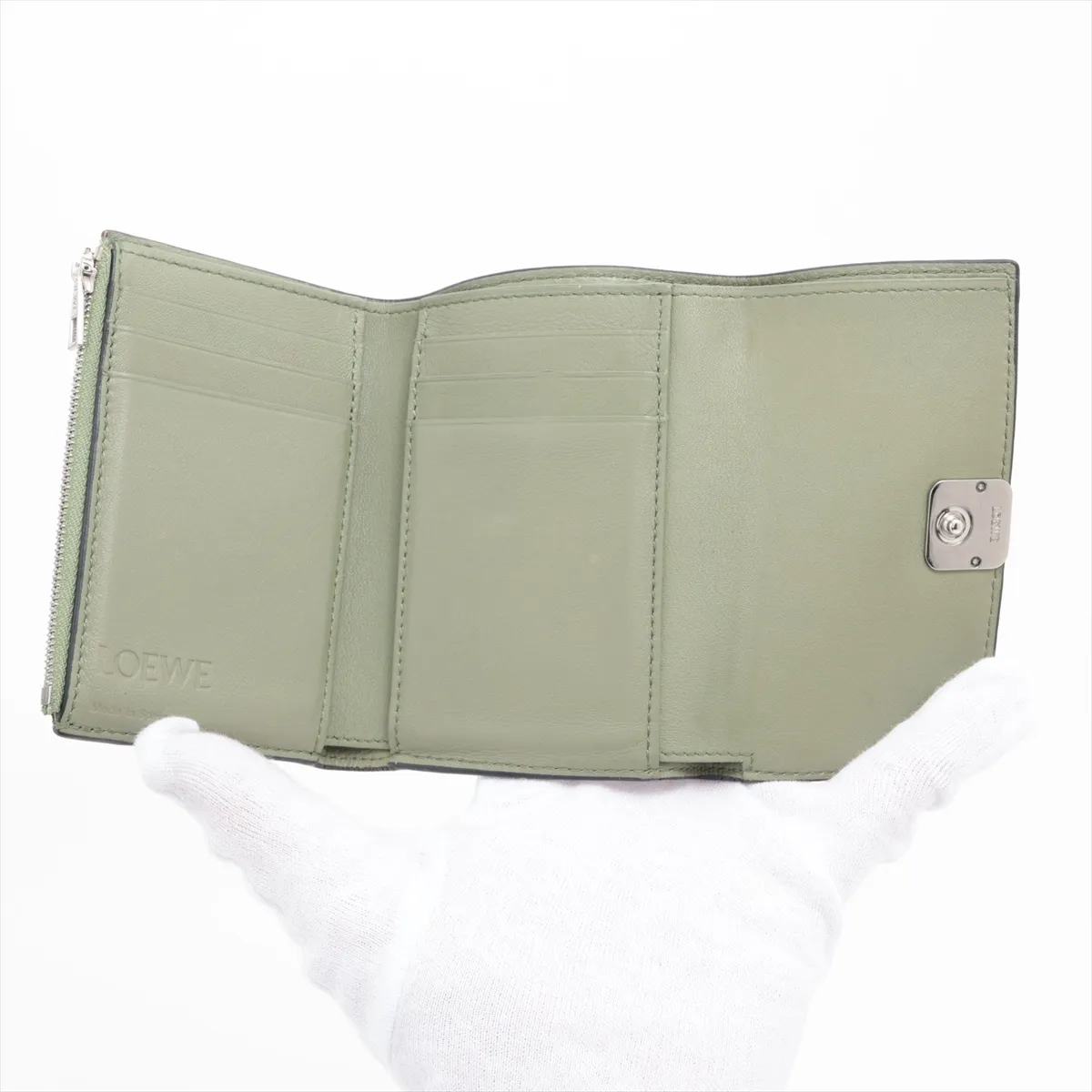 Anagram Vertical Leather Compact Wallet Green — view 4