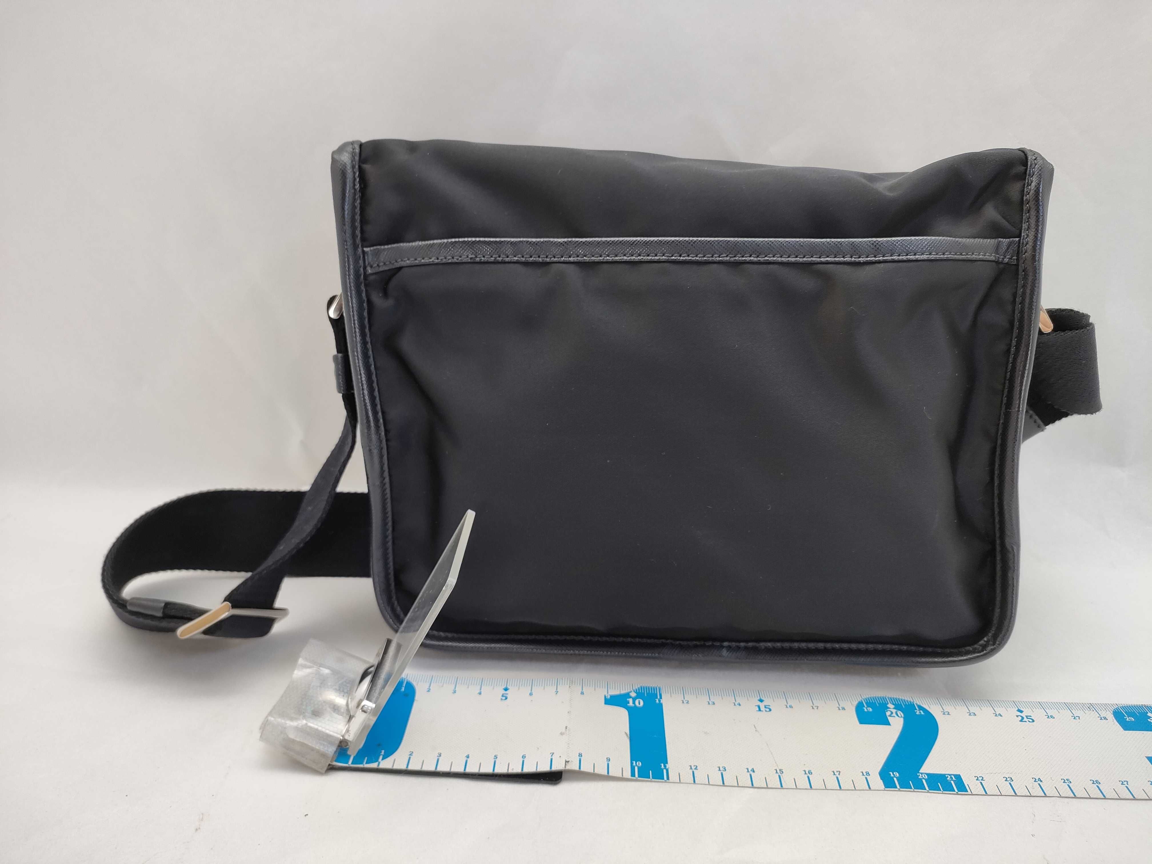 SG-Prada Messenger Bag Nylon x Leather Shoulder Bag Black — view 2