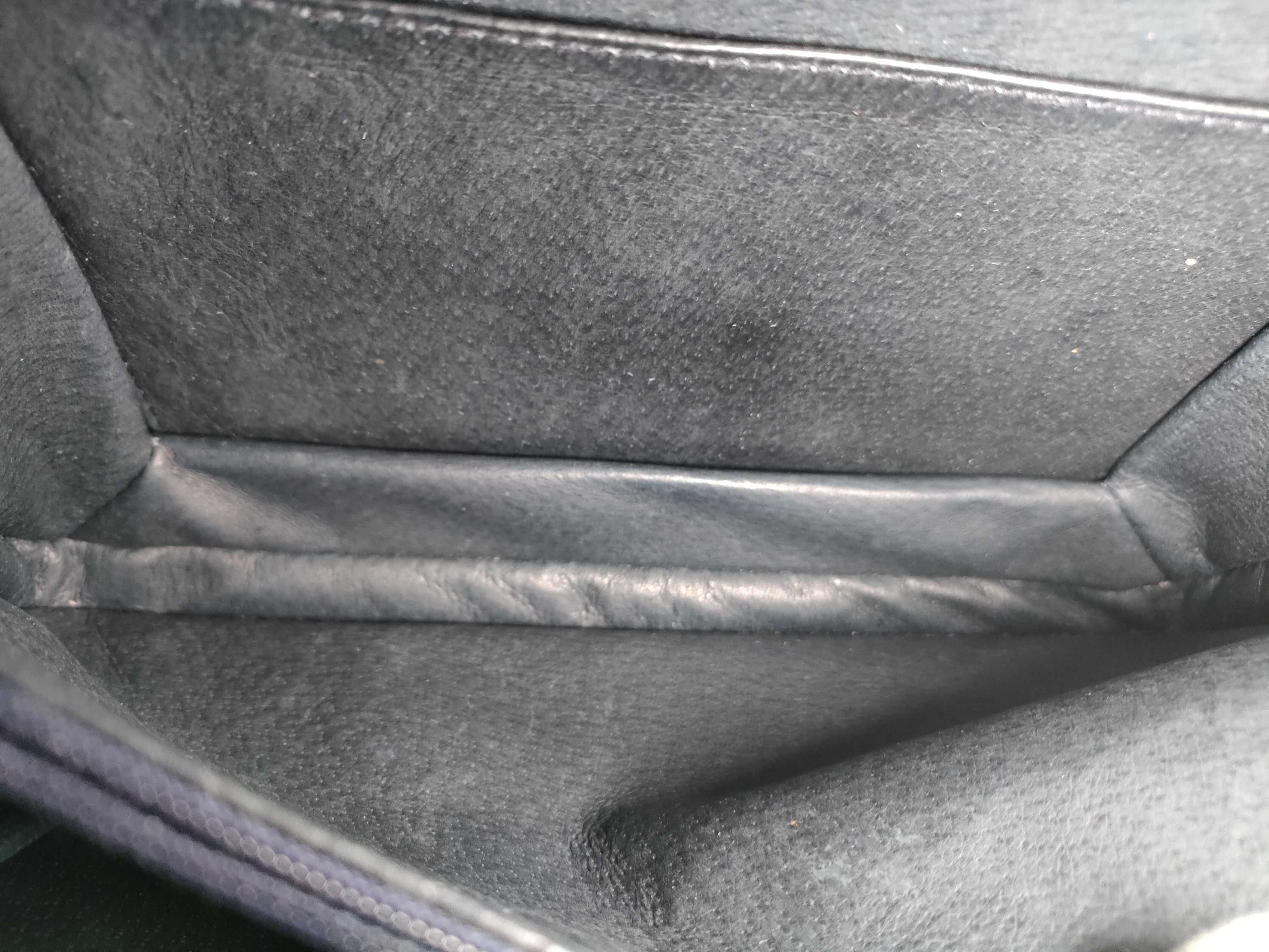 Lapis Lazuli Leather Navy Shoulder Bag — view 11