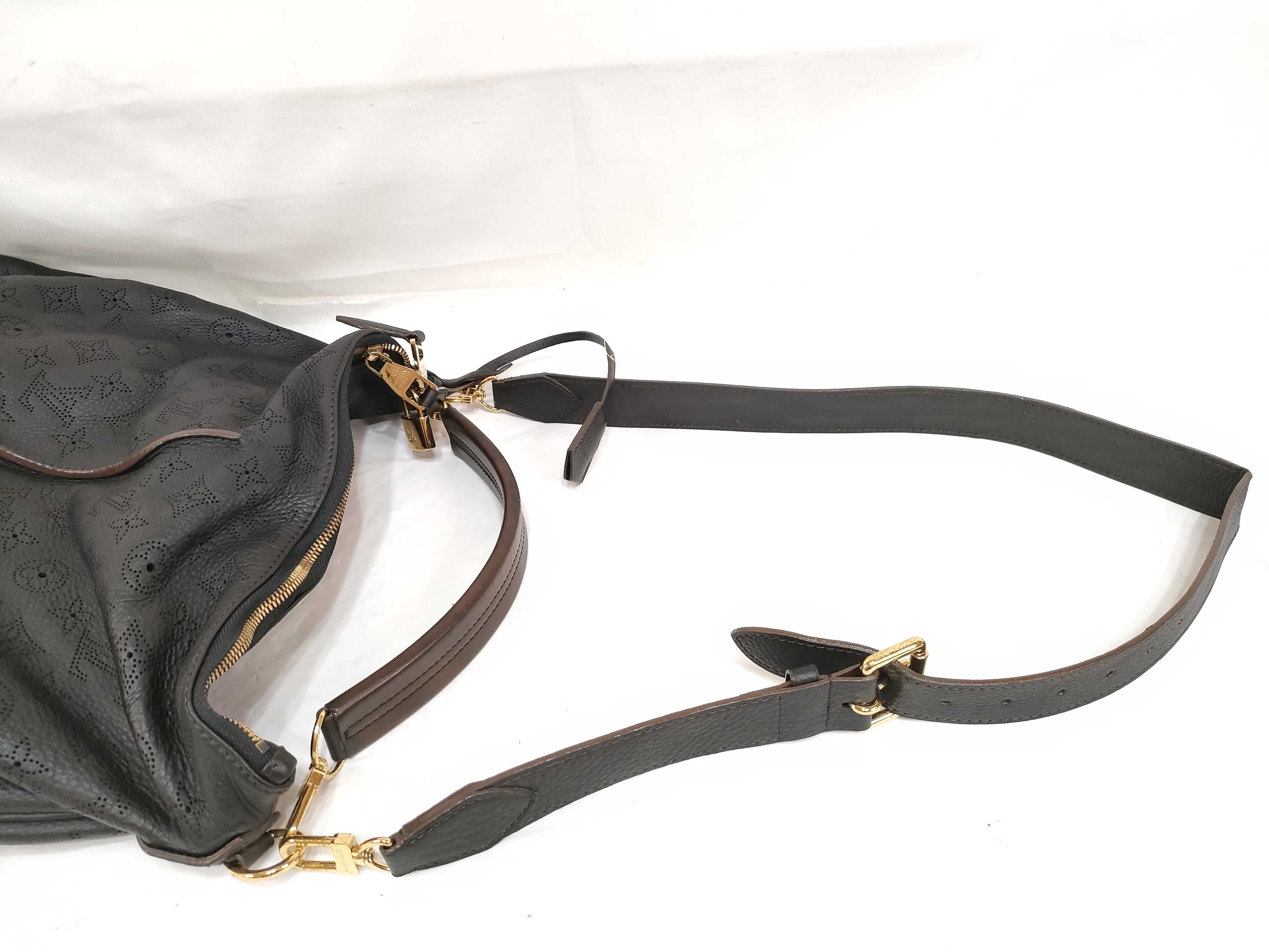 Monogram M94035 Selene PM Mahina Noir Shoulder Bag — view 3