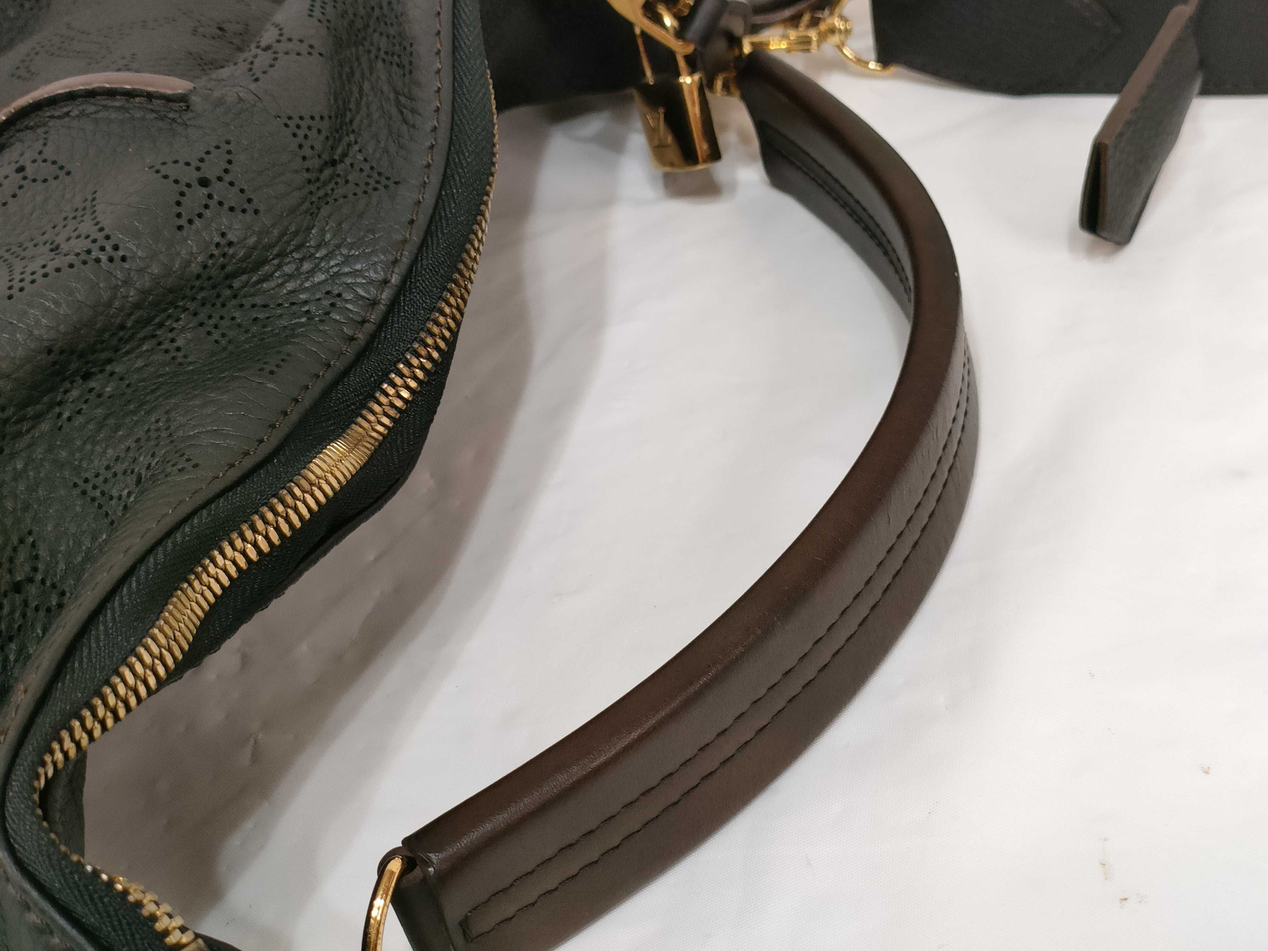 Monogram M94035 Selene PM Mahina Noir Shoulder Bag — view 4