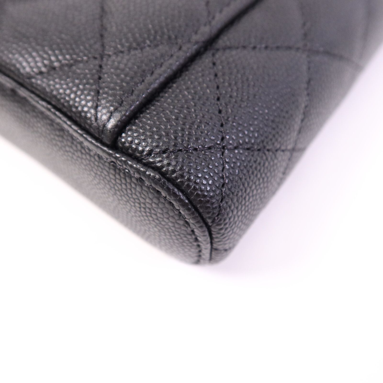 Black Caviar Vertical Vanity Case — view 7