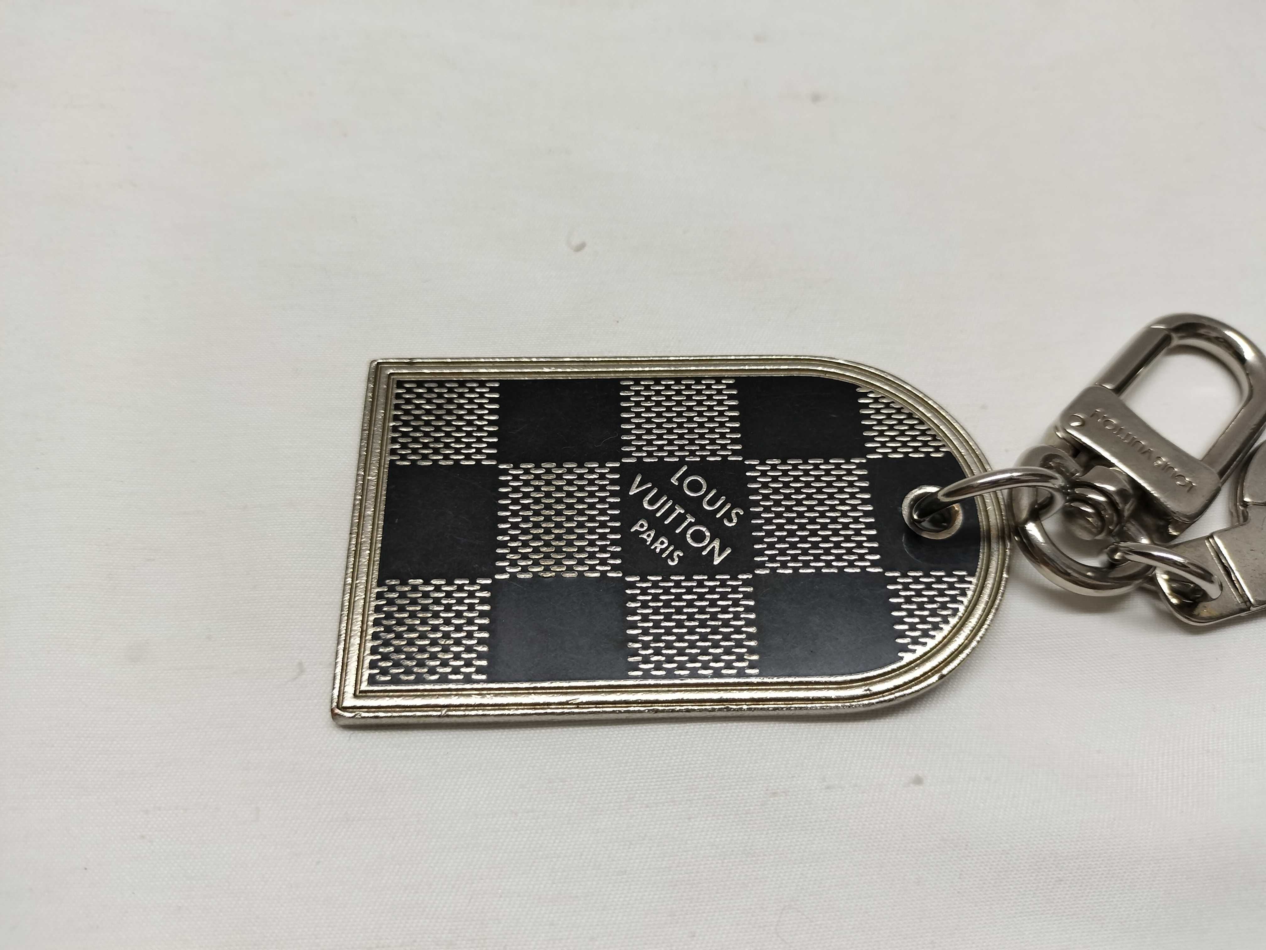 Damier Porte Clés Porte Address Keychain Key Case — view 7