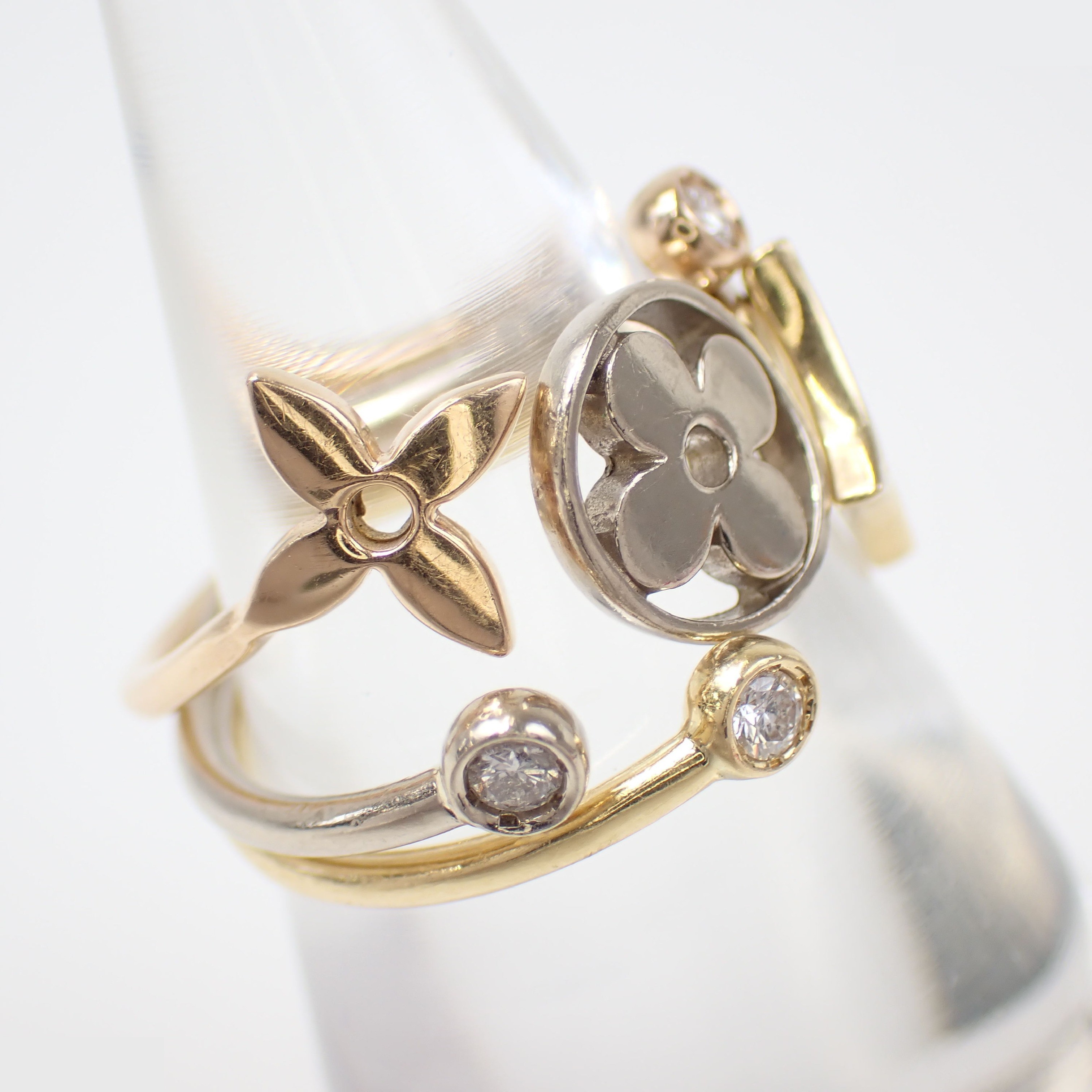 Berg Monogram Idylle 750/3C #12 5g Ring — view 4