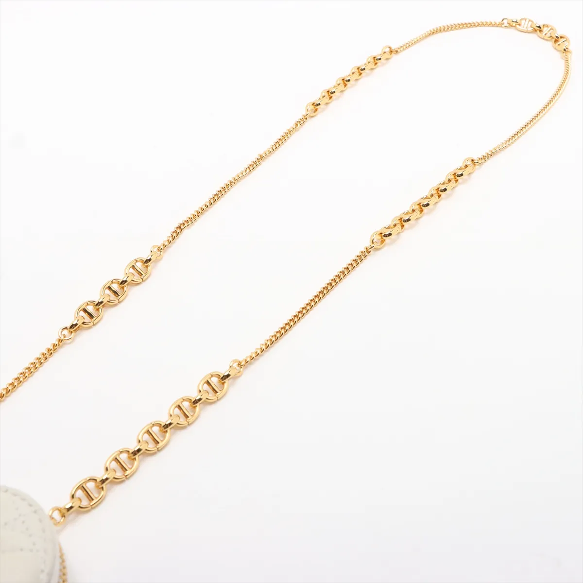 Heart Cannage Caro Leather Chain Shoulder Bag White — view 5