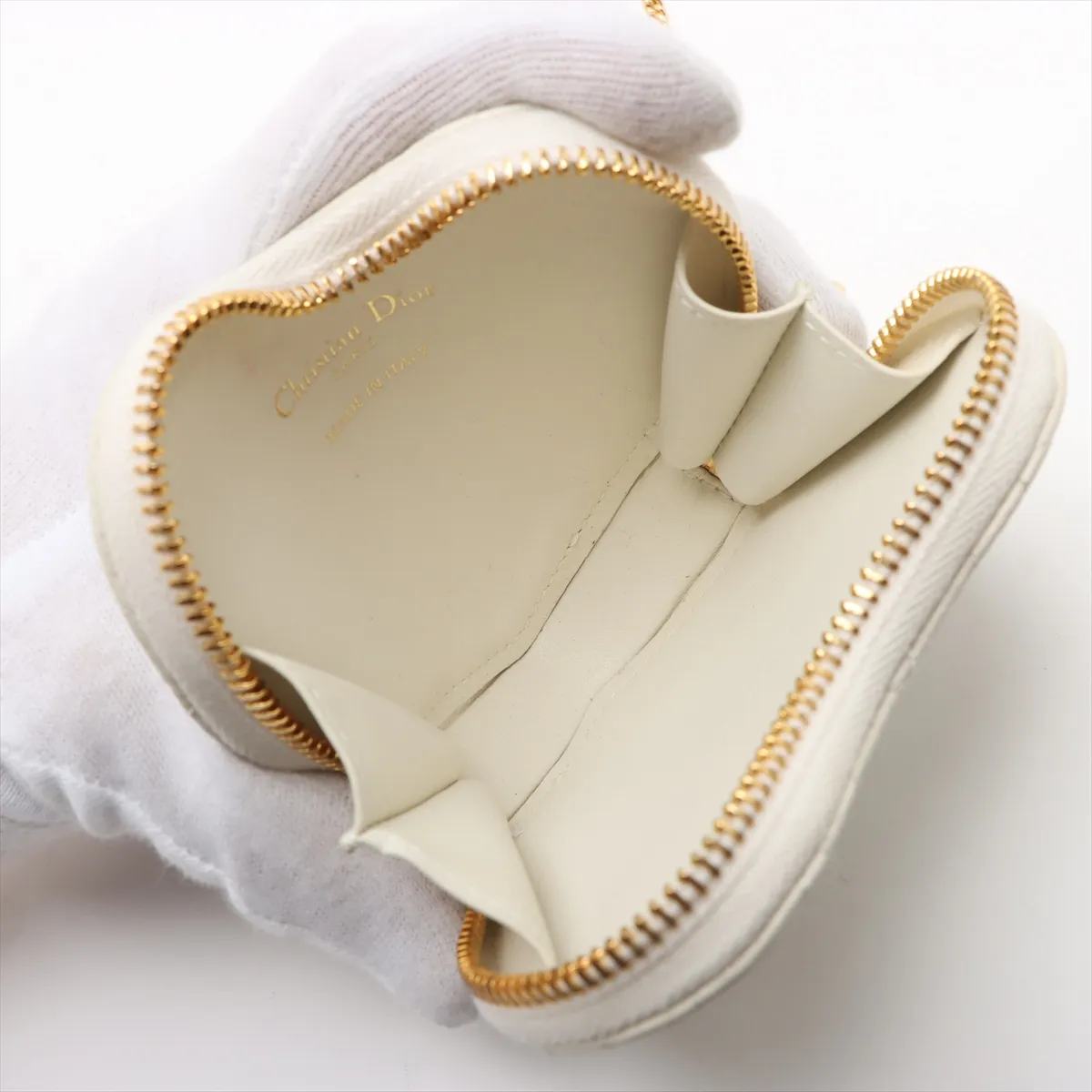 Heart Cannage Caro Leather Chain Shoulder Bag White — view 6