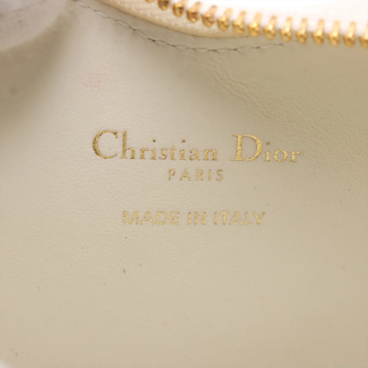 Heart Cannage Caro Leather Chain Shoulder Bag White — view 7