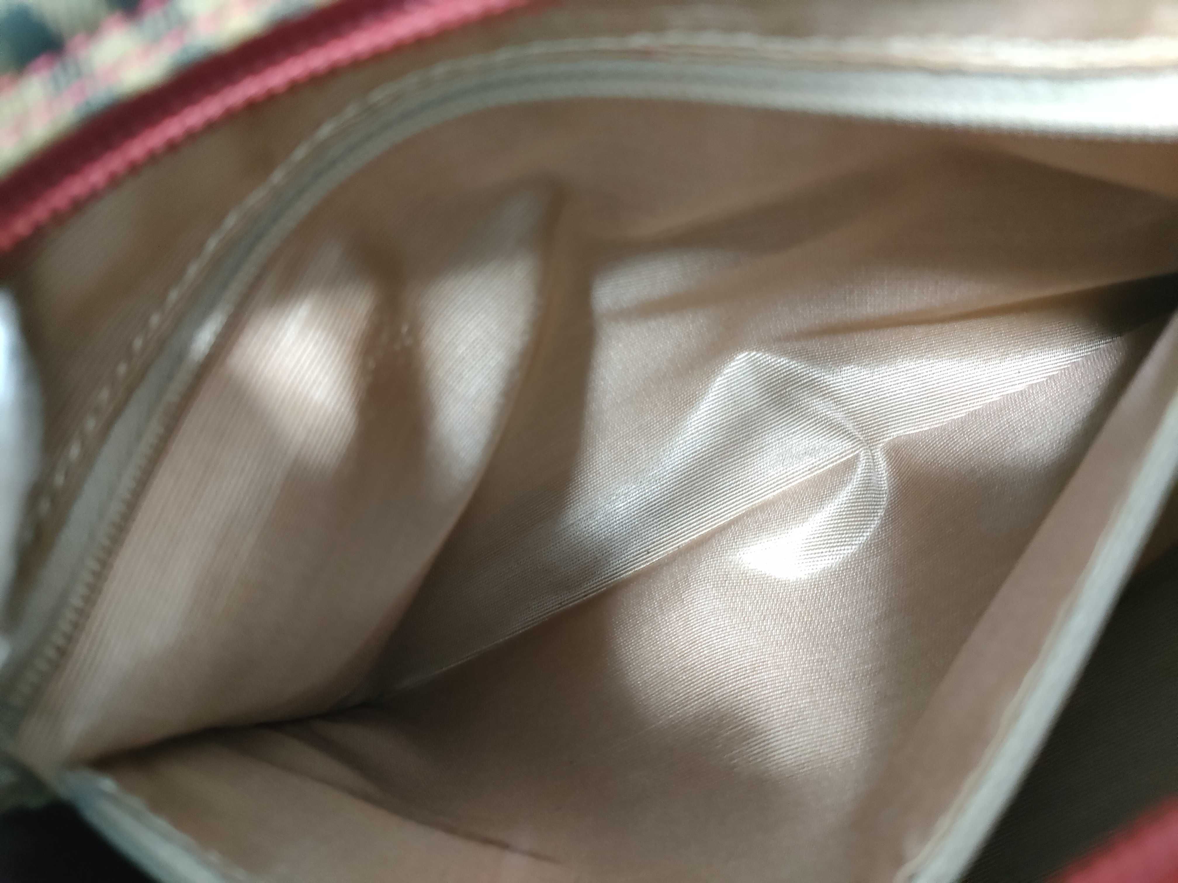 Nova Check Shadow Horse One-Shoulder Bag Handbag — view 11