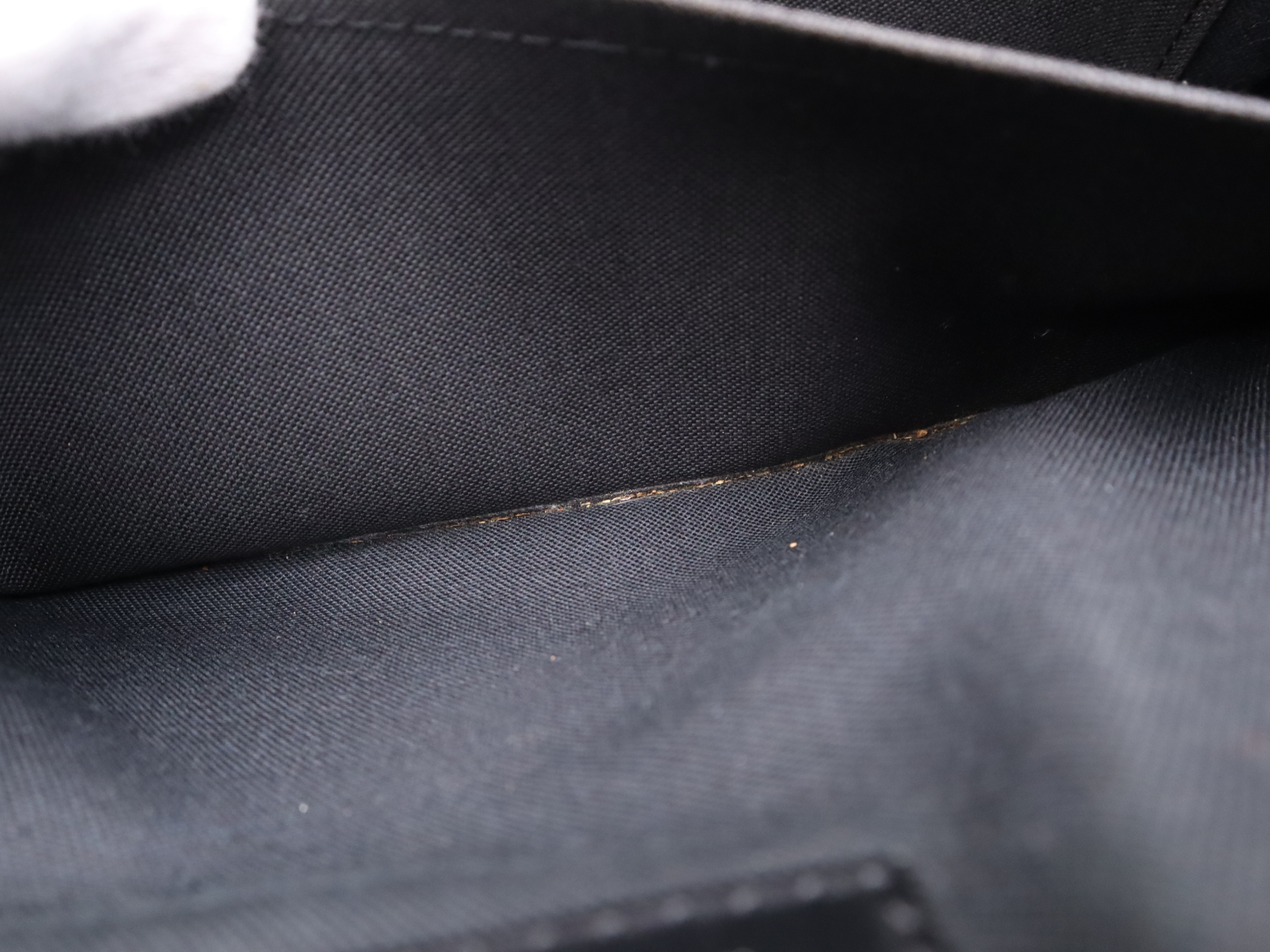 N41289 Graphite Ambler Waist Bag — view 12