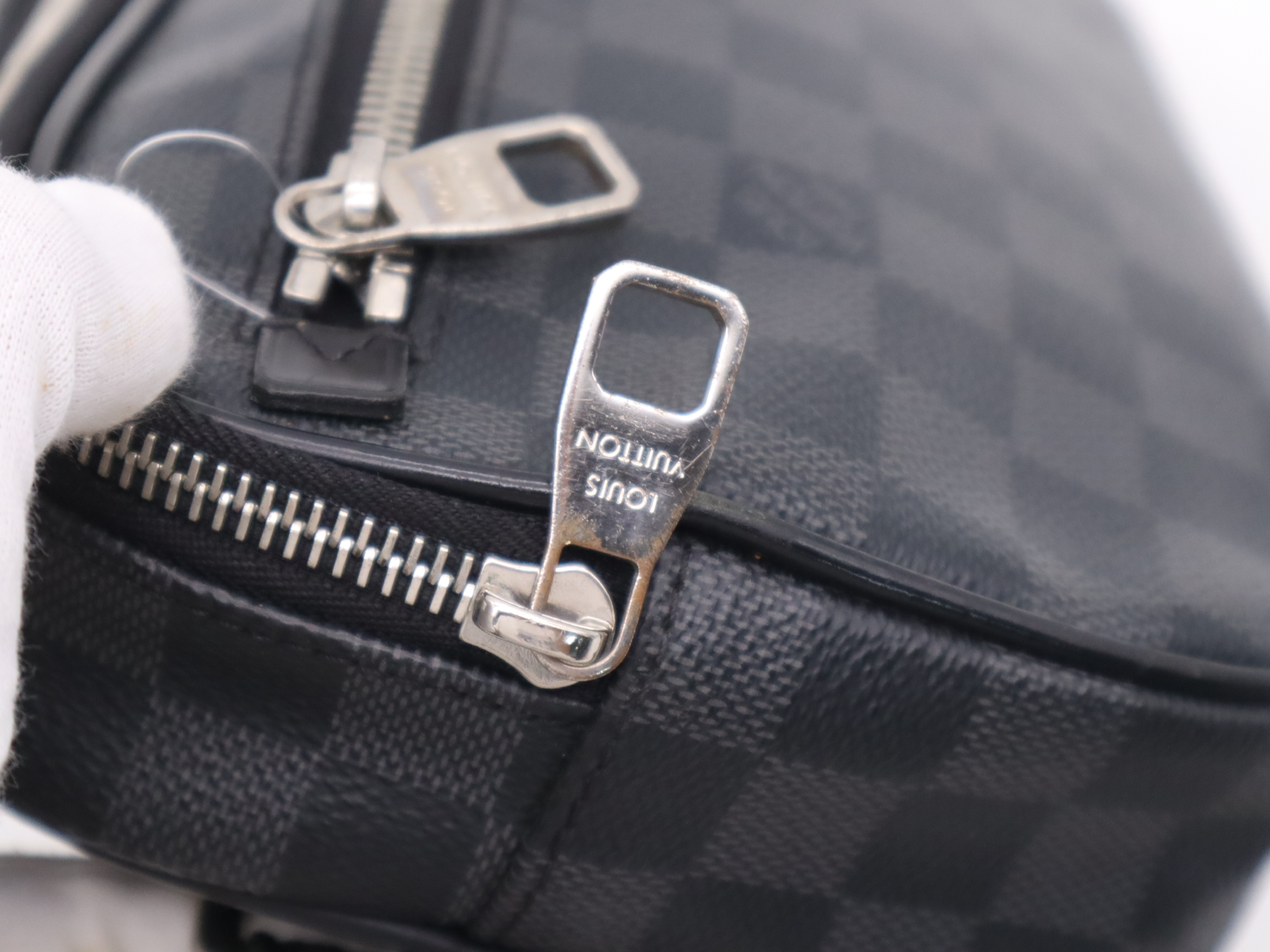 N41289 Graphite Ambler Waist Bag — view 9